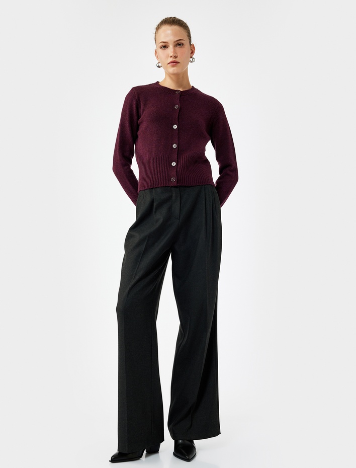  Düğmeli Uzun Kollu Bisiklet Yaka Triko Hırka