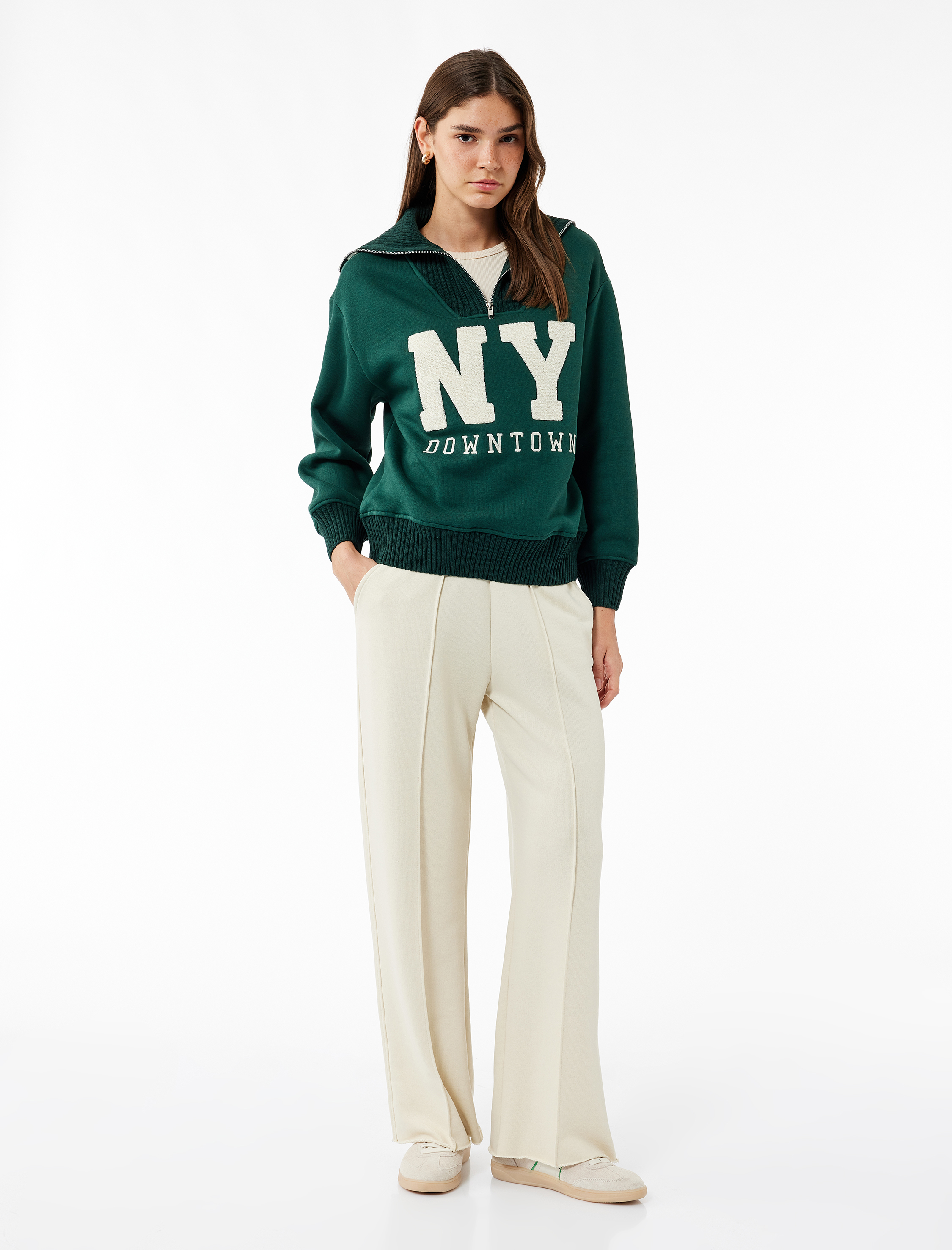   Şardonlu Uzun Kollu Yarım Fermuarlı Ayıcık Nakışlı Oversize Sweatshirt