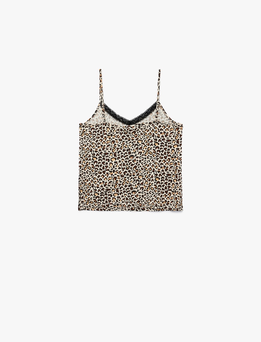   V Yaka Dantel Detaylı Leopar Desenli Askılı Pijama Üstü