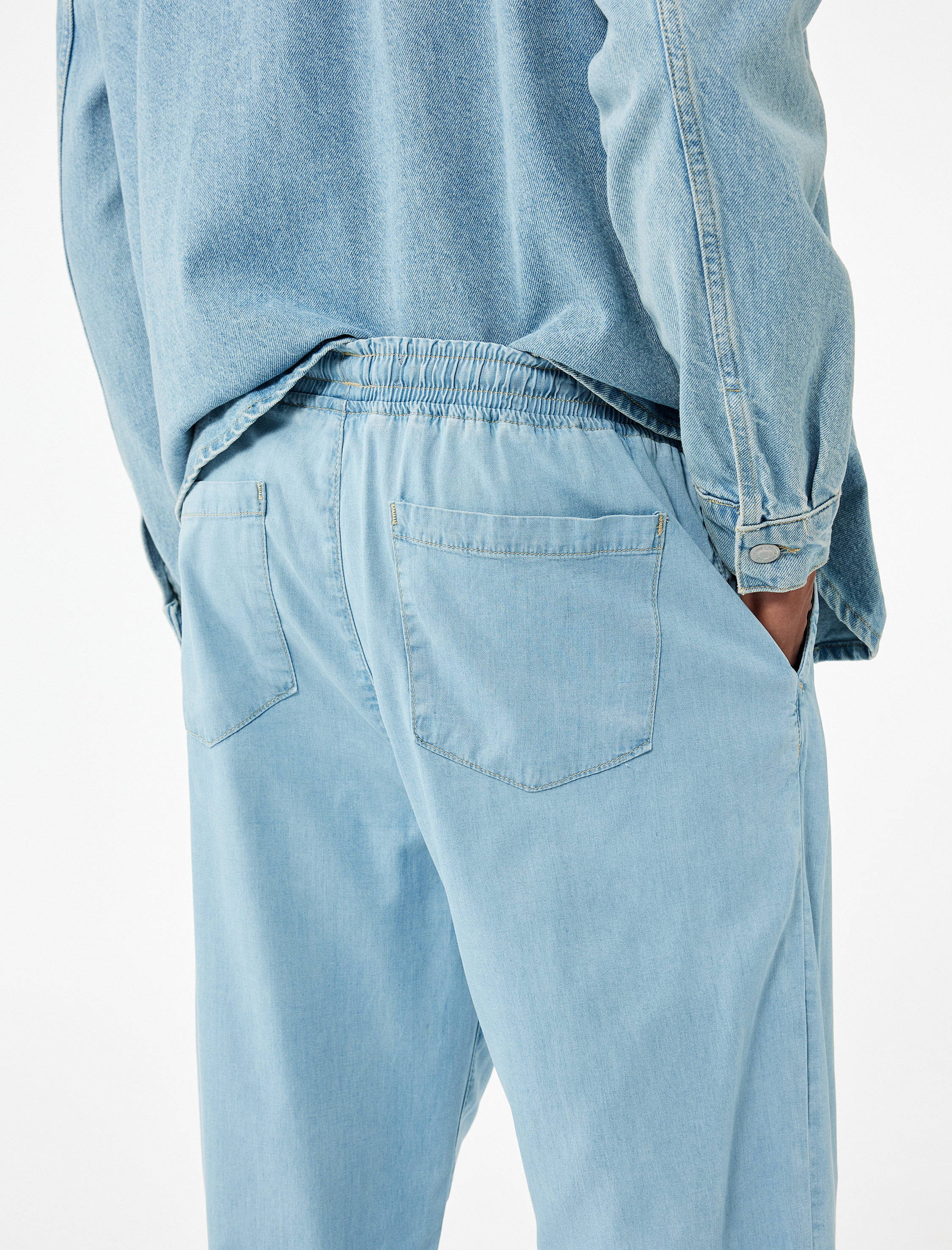   Beli Bağcıklı Cep Detaylı Loose Fit Bol Jean Pantolon