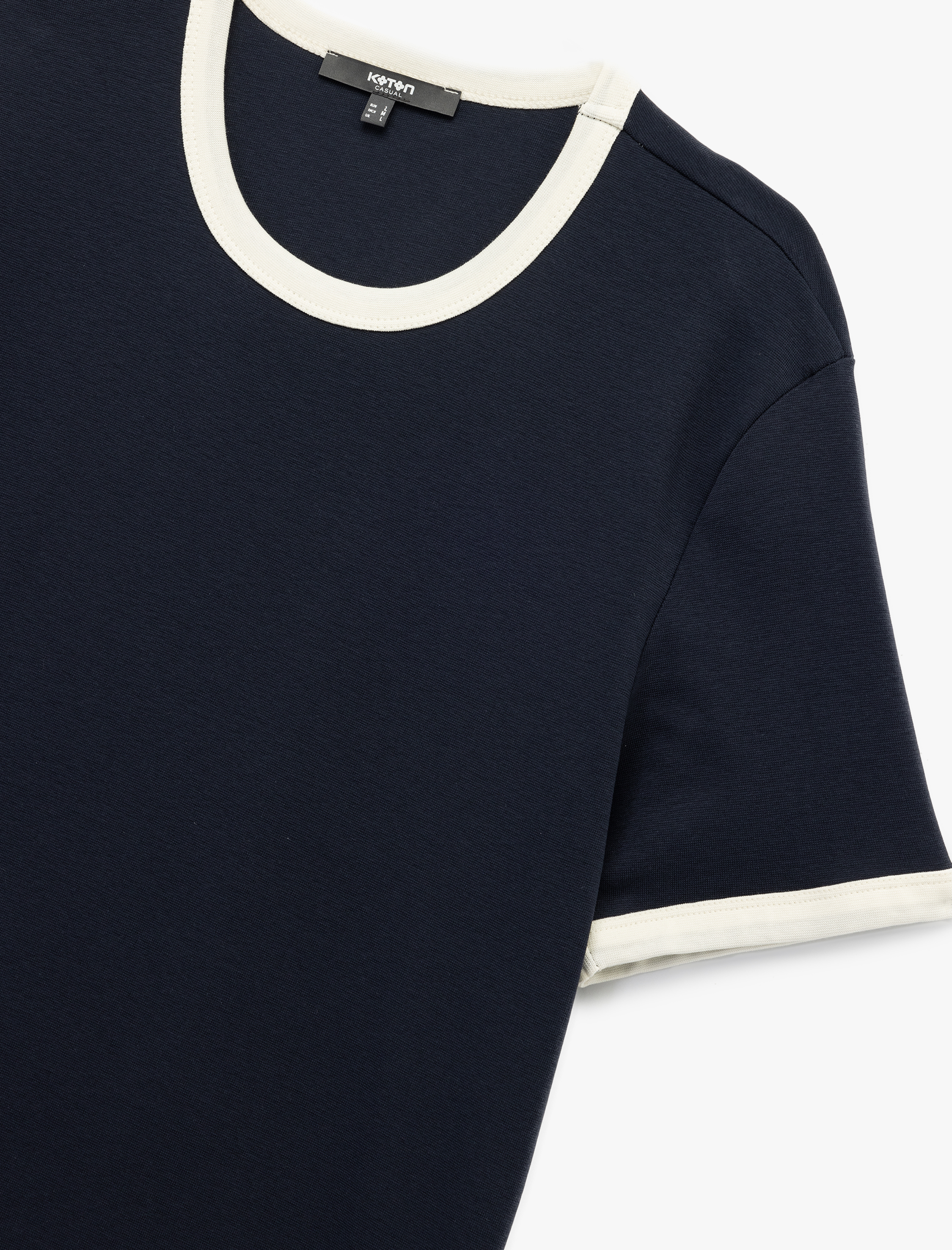   Kısa Kollu Bisiklet Yaka Tok Kumaş Renk Kontrastlı Pamuklu Slim Fit Tişört