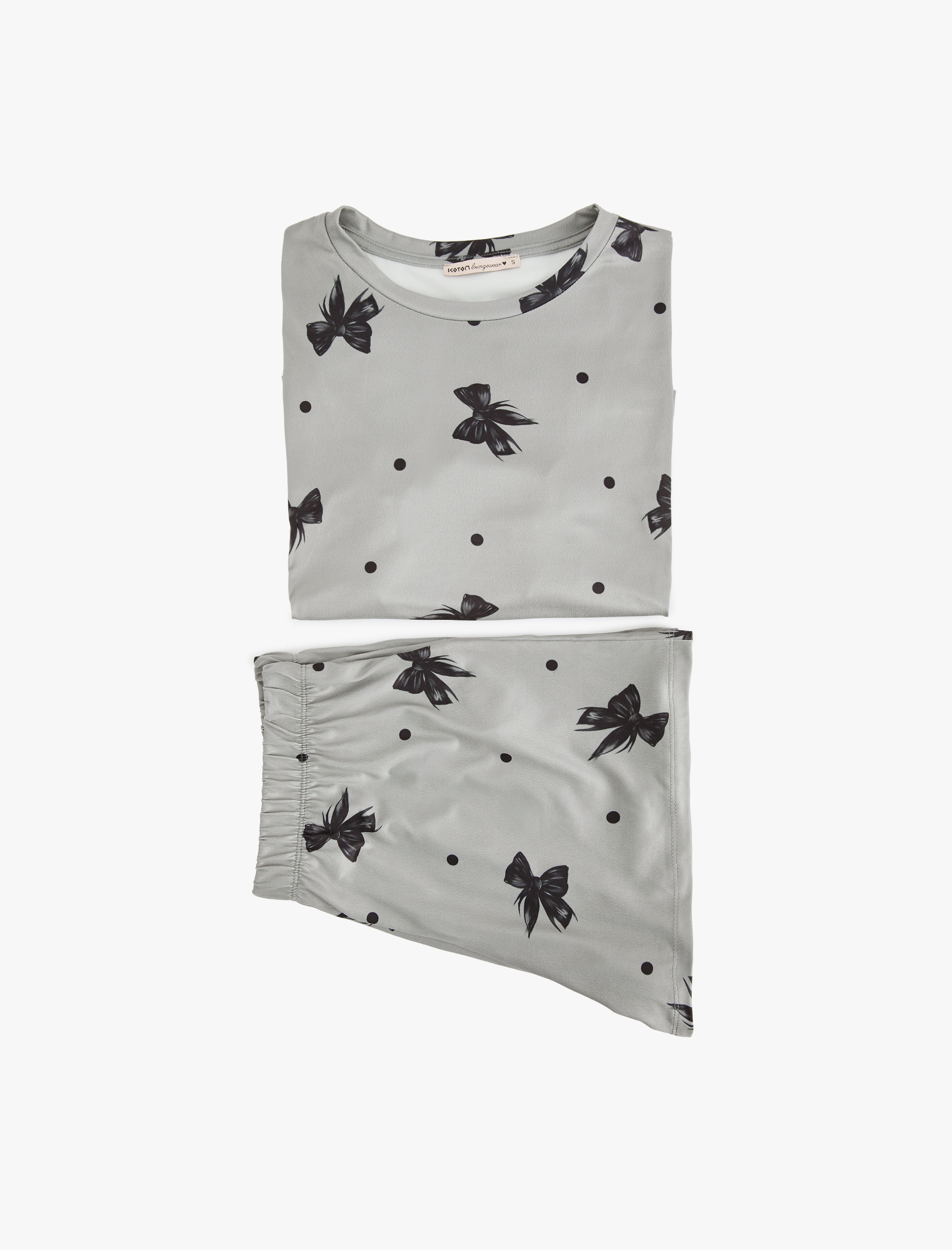   Kısa Kollu Bisiklet Yaka Fiyonk Baskılı Şortlu Pijama Takımı