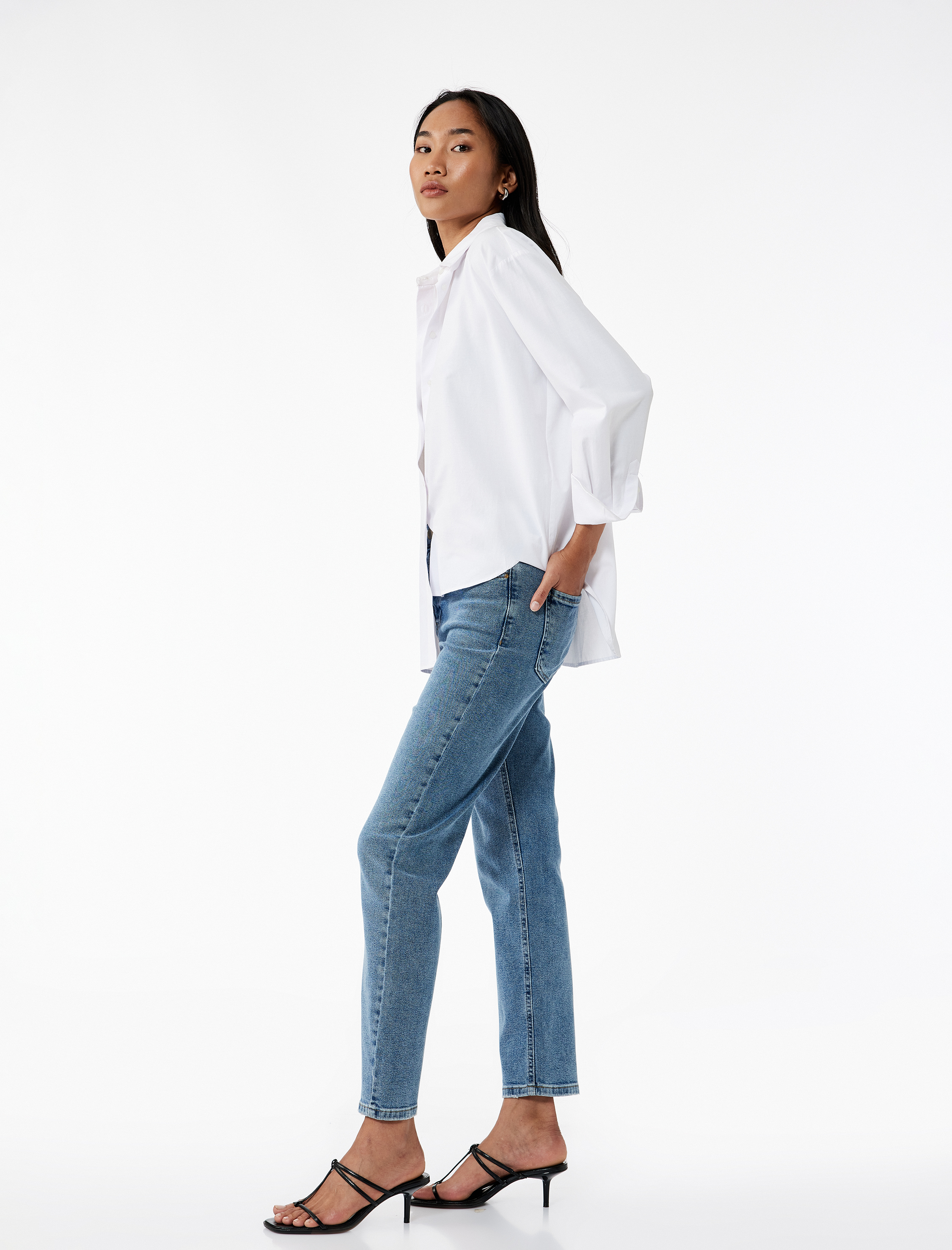   Pamuklu Dar Kesim Normal Bel Jean Pantolon - Slim Straight Fit Jean