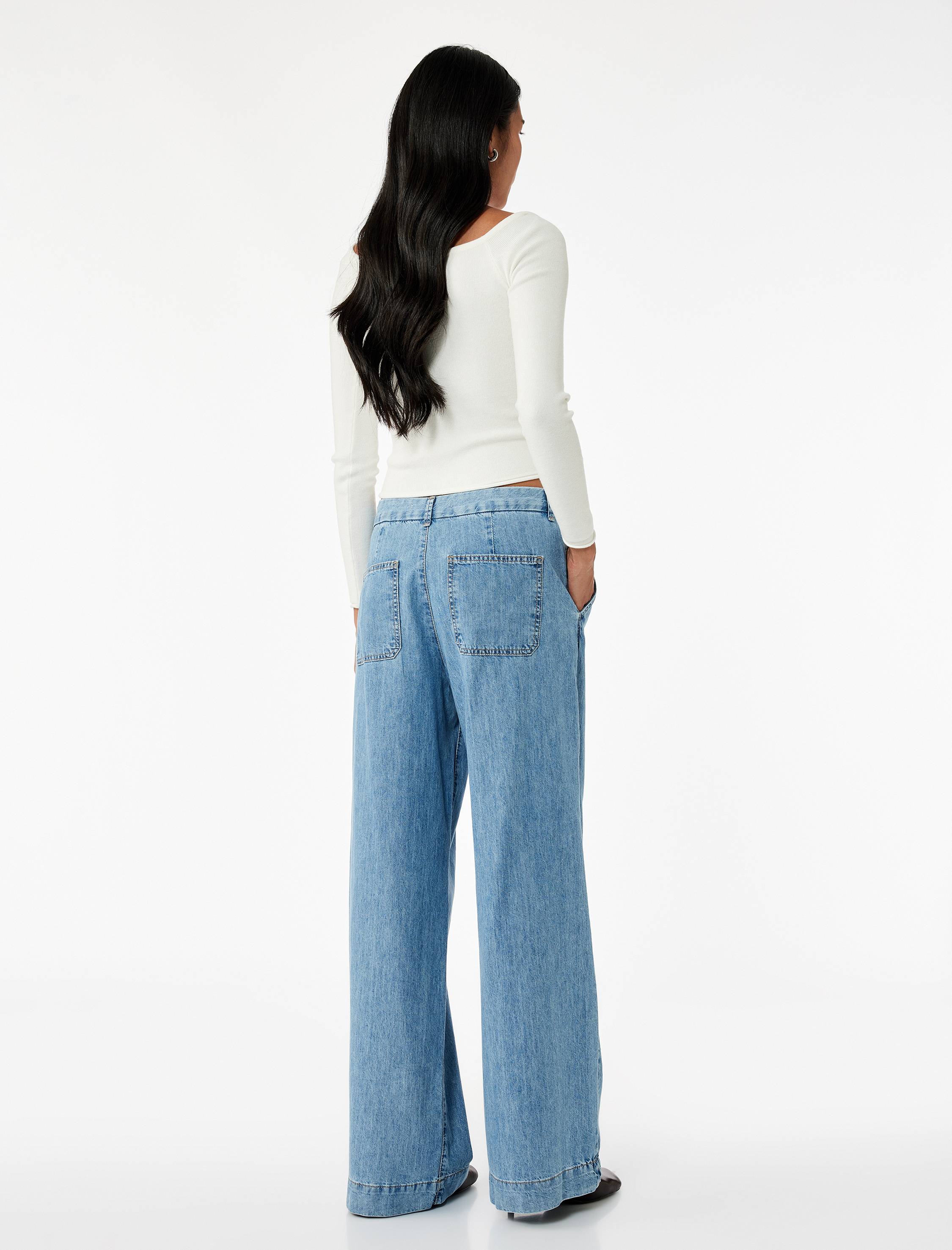   Pamuklu Kemer Detaylı Cepli Düğmeli Geniş Paça Jean Pantolon -  Wide Leg Jeans