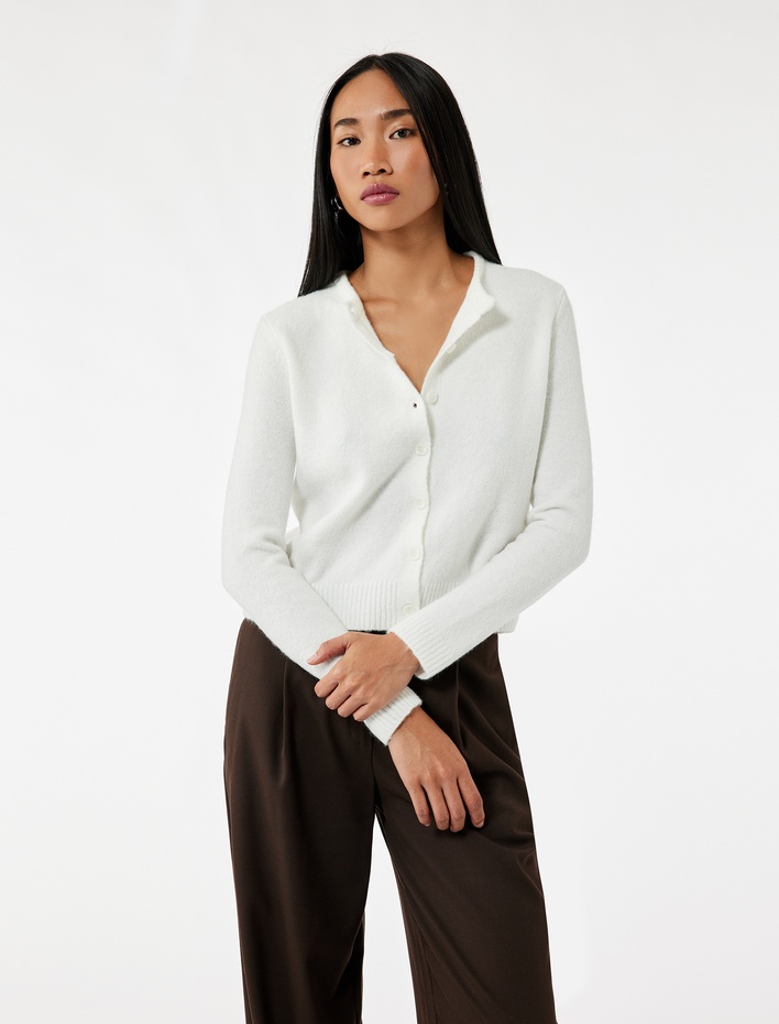  Regular Fit Uzun Kollu Bisiklet Yaka Triko Hırka