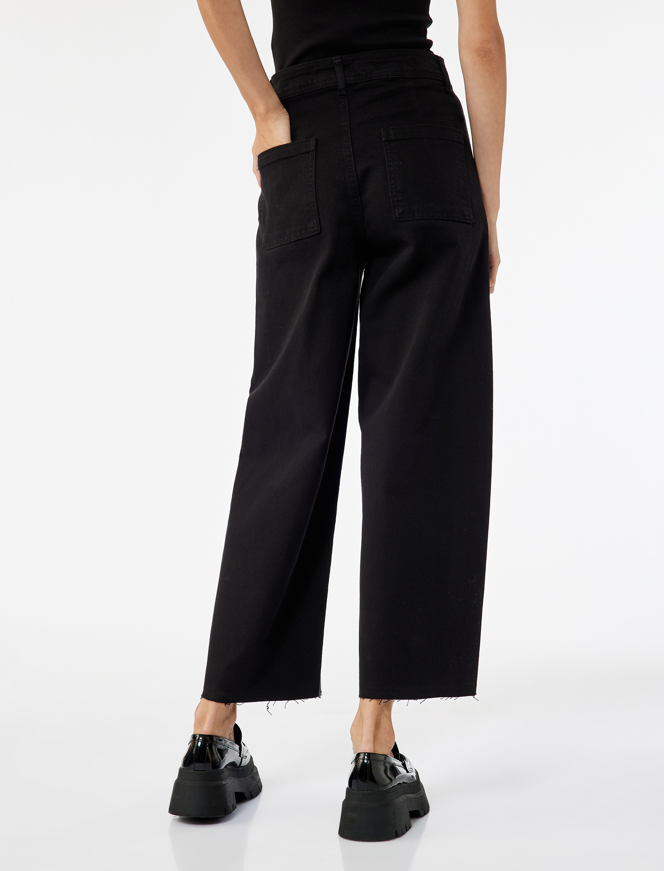   Yüksek Bel Düğmeli Cepli Rahat Kalıp Geniş Paça Denim Pantolon - Culotte Jeans