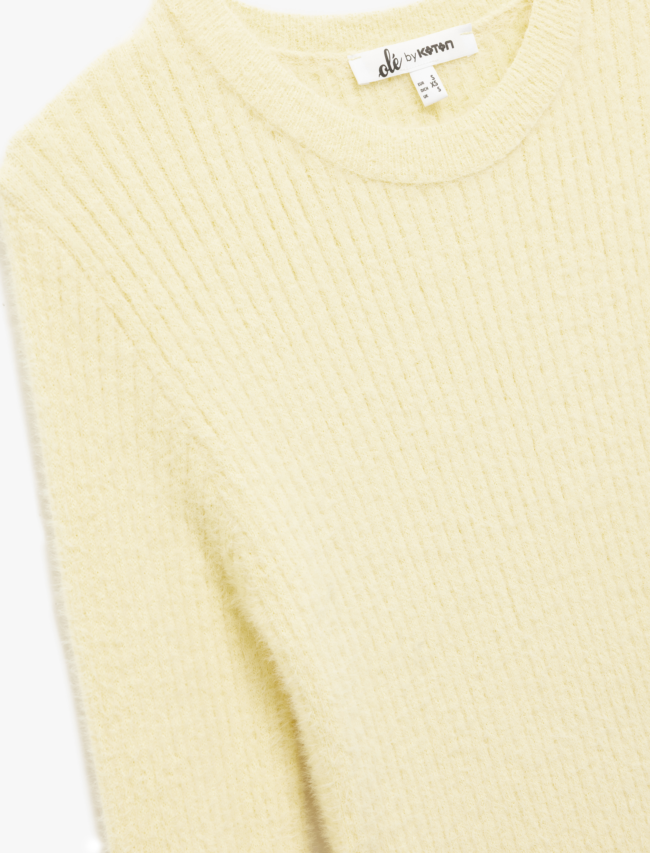   Uzun Kollu Bisiklet Yaka Slim Fit Dokulu Triko Crop Kazak