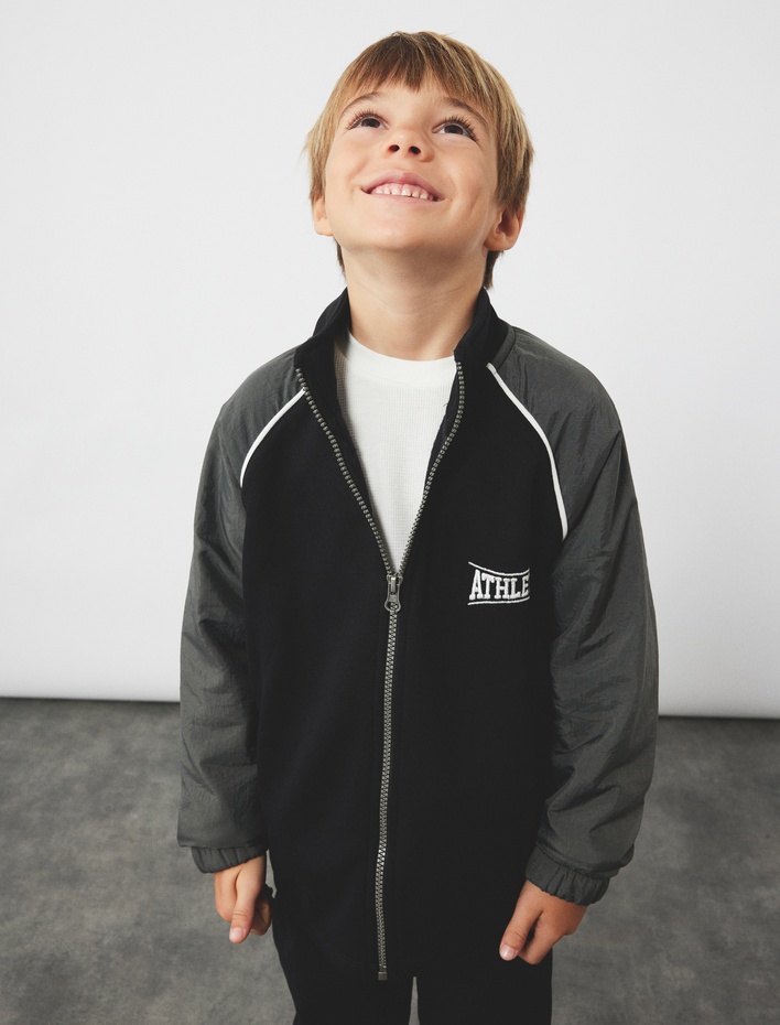 Erkek Çocuk Dik Yaka Uzun Kollu Şardonlu Fermuarlı Sweatshirt