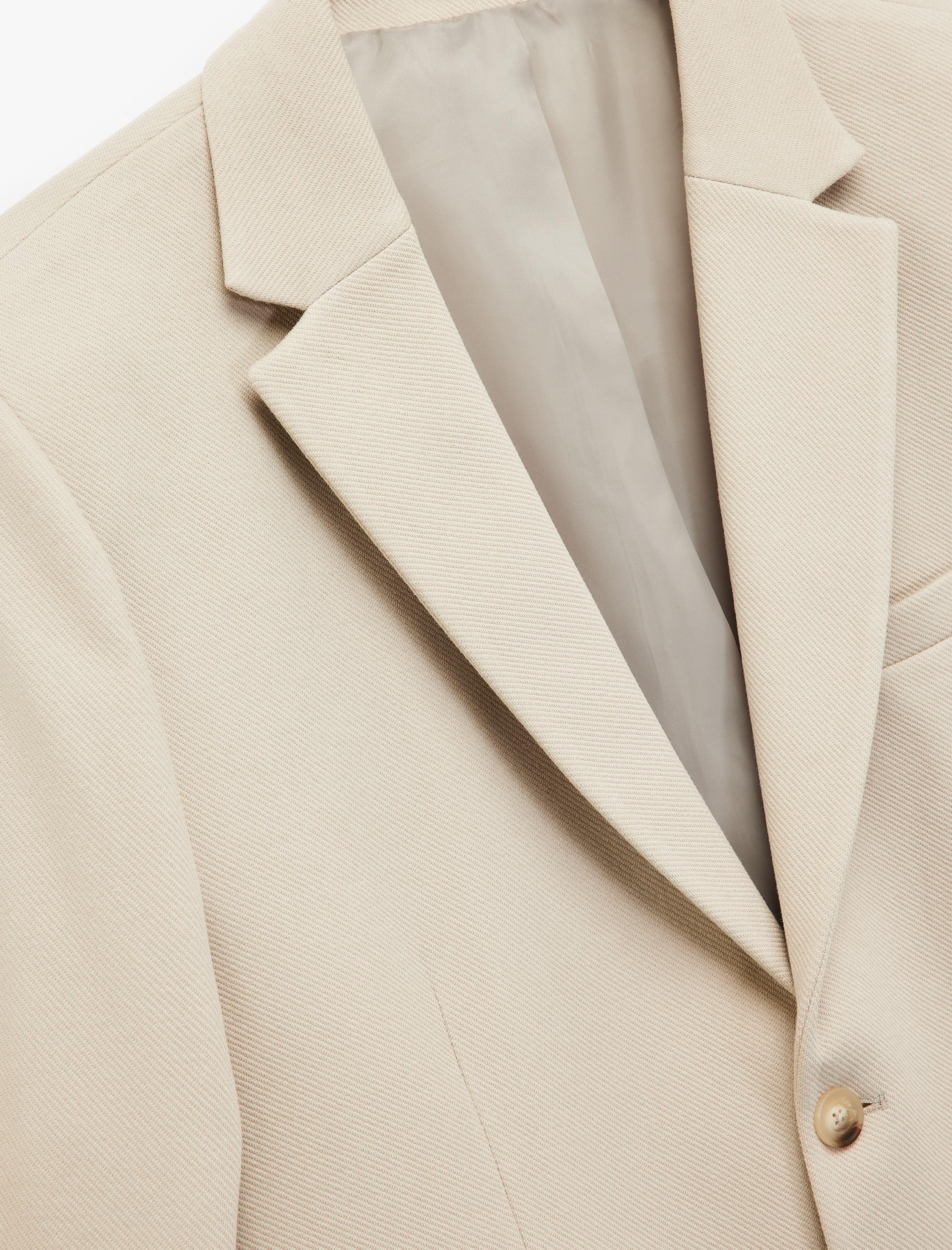   Uzun Kollu Kapaklı Cep Detaylı Düğmeli Slim Fit Mono Yaka Blazer Ceket