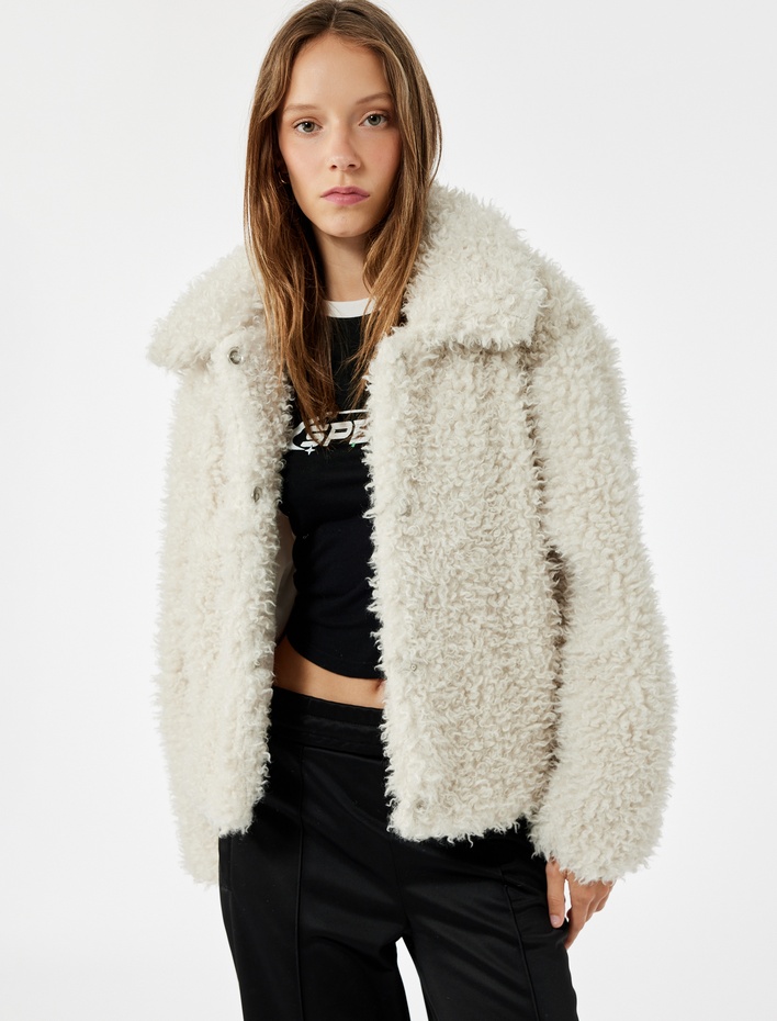  Oversize Uzun Kollu Klasik Yaka Peluş Ceket