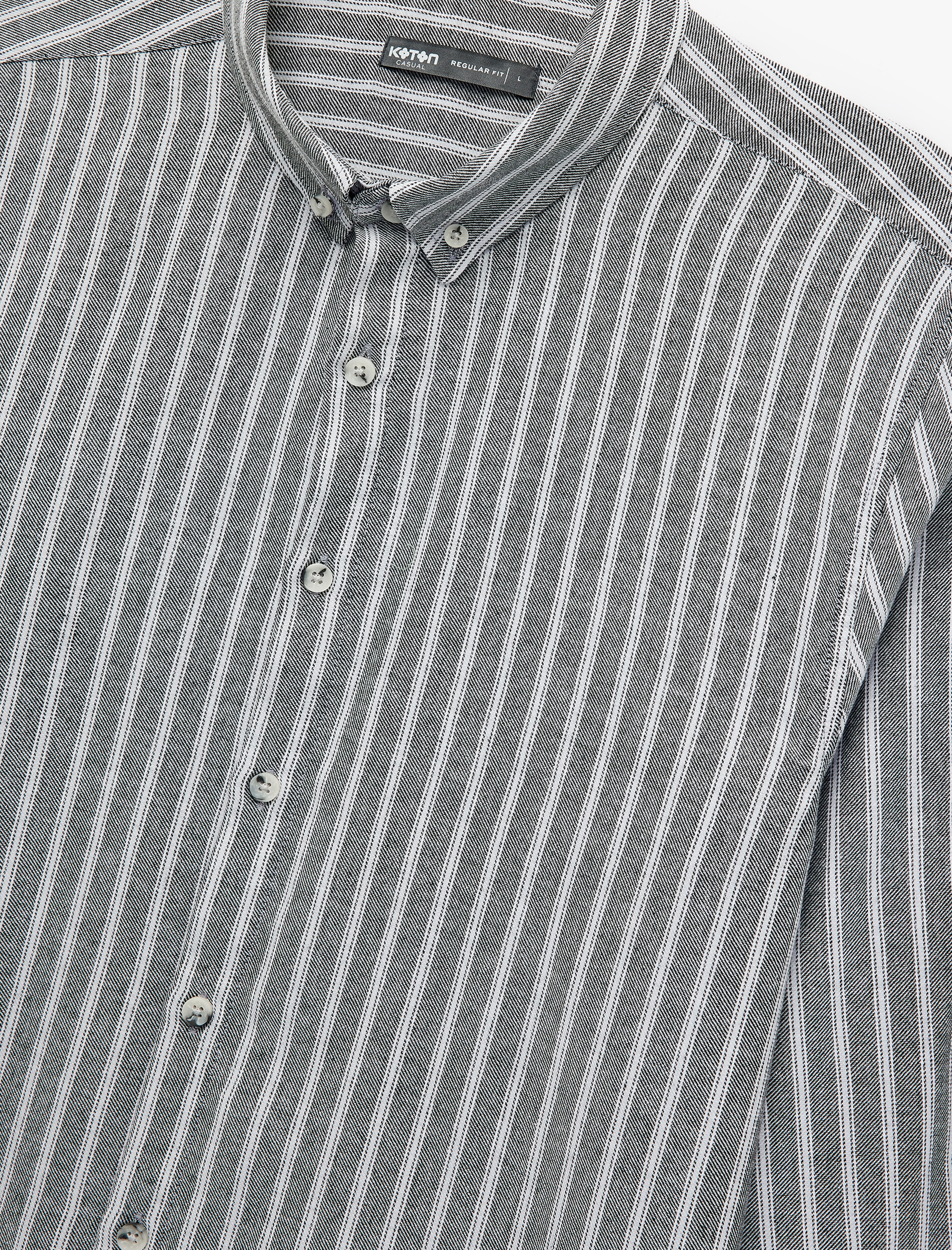   Düğmeli Yaka Pamuklu Regular Fit Uzun Kollu Gömlek