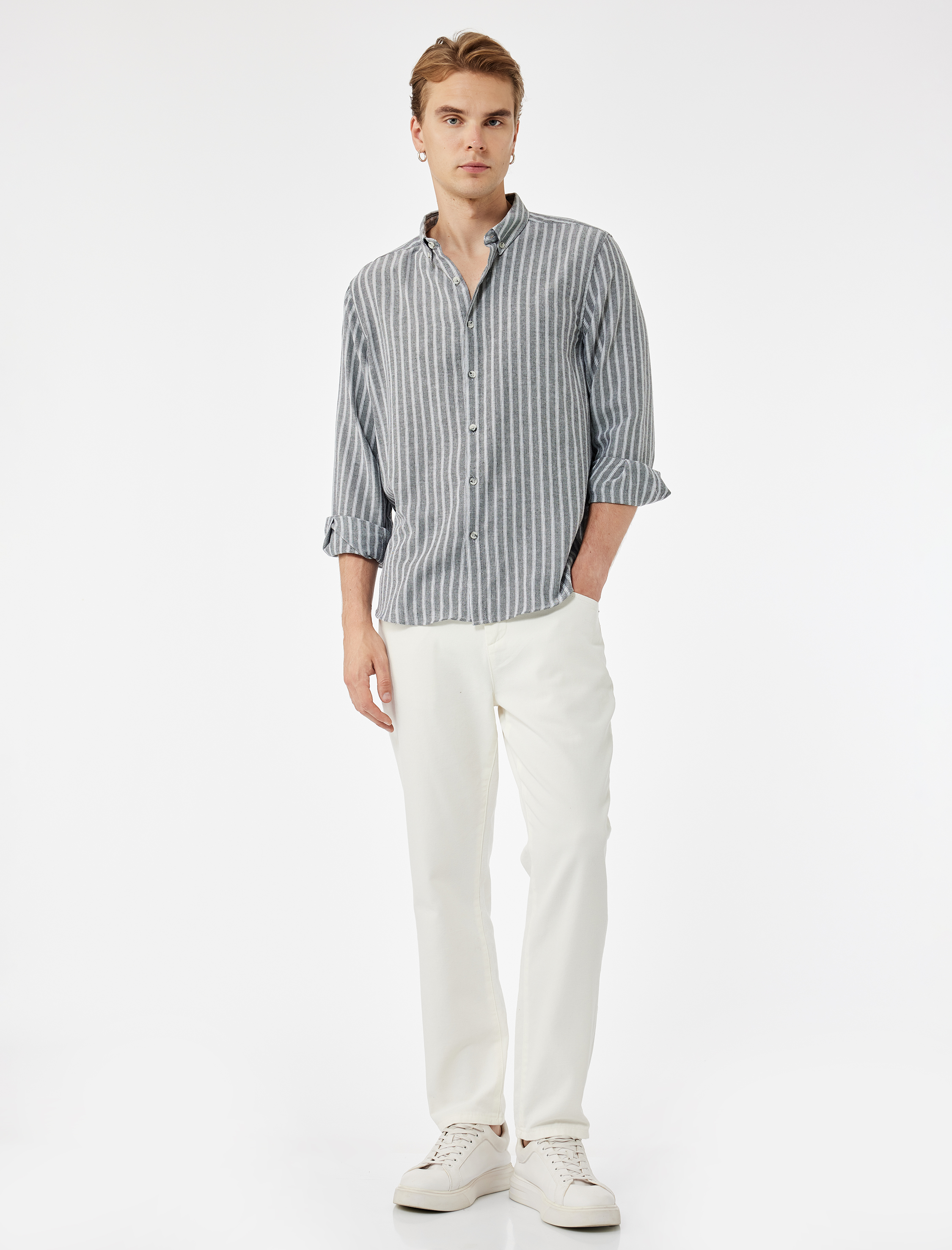   Düğmeli Yaka Pamuklu Regular Fit Uzun Kollu Gömlek