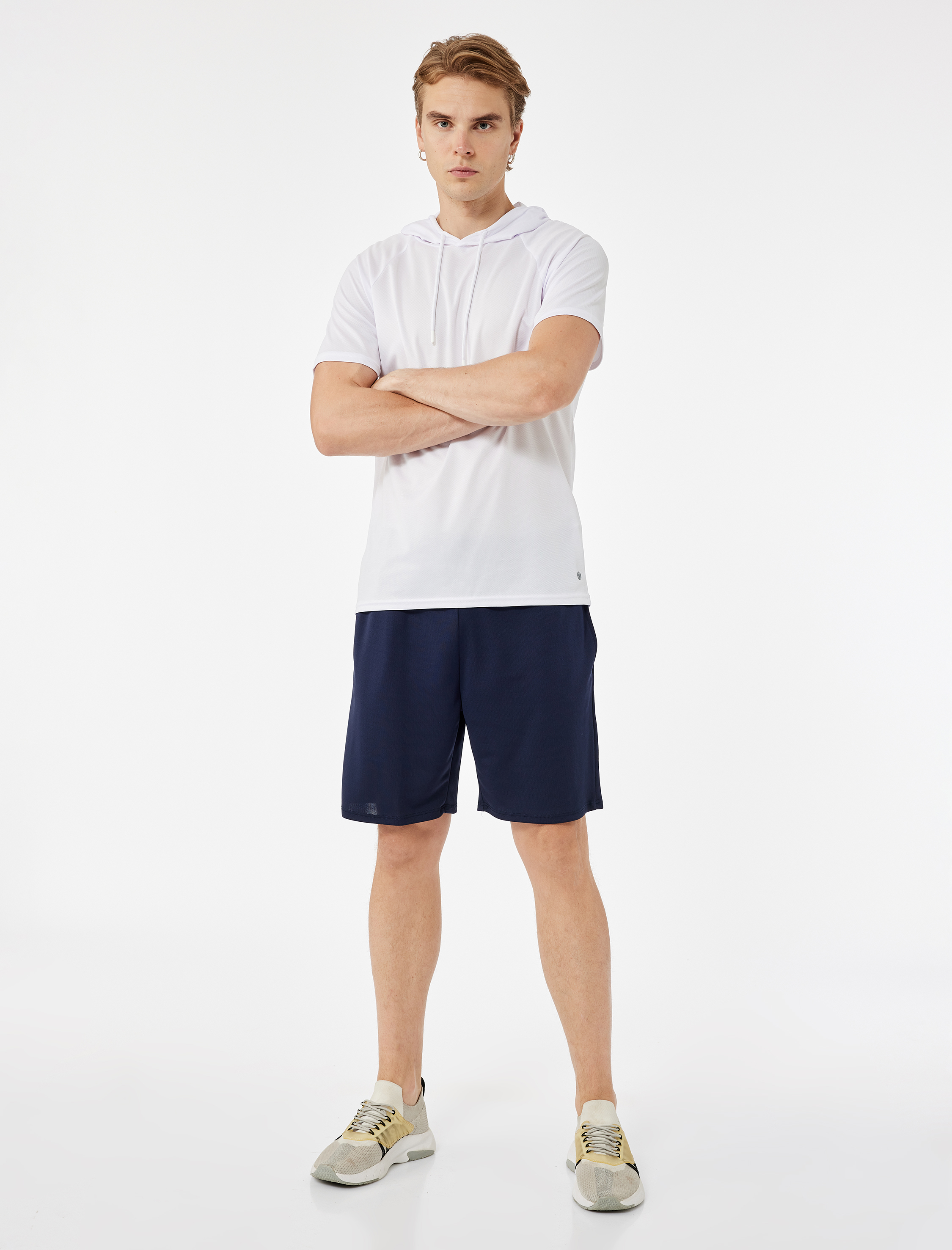   Beli Bağcıklı Cep Detaylı Spor Şort