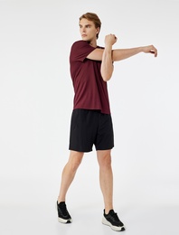 Kısa Kollu Şerit Detaylı Bisiklet Yaka Spor Tişört