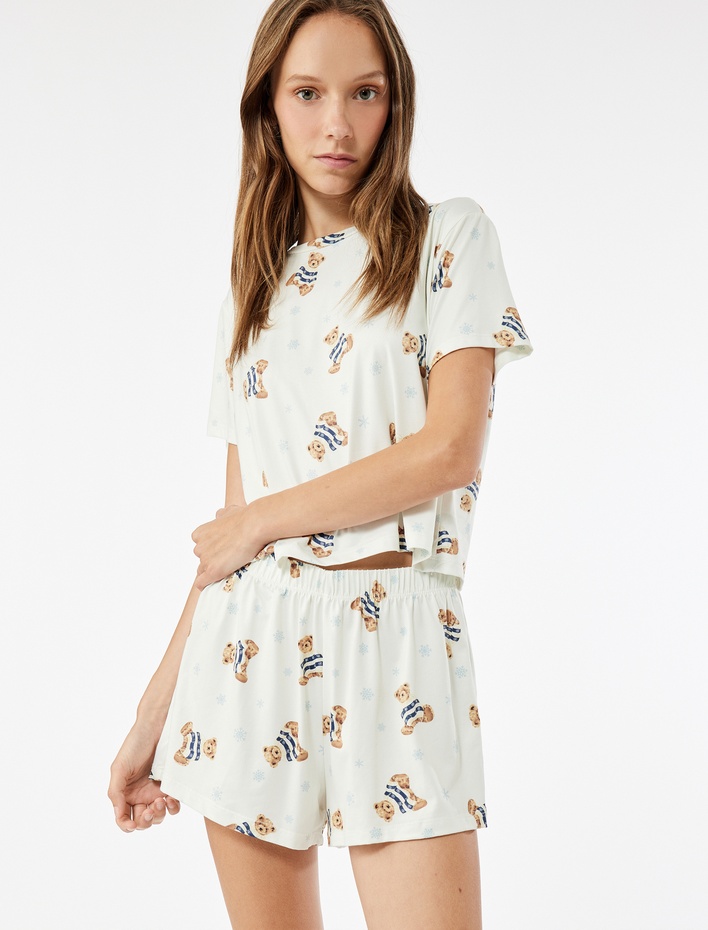  Rahat Kalıp Kısa Kollu Bisiklet Yaka Şortlu Ayıcık Baskılı Örme Pijama Takımı