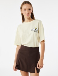 Rahat Kalıp Kısa Kollu Pamuklu Arkası Baskılı Lisanslı Snoopy Tişört