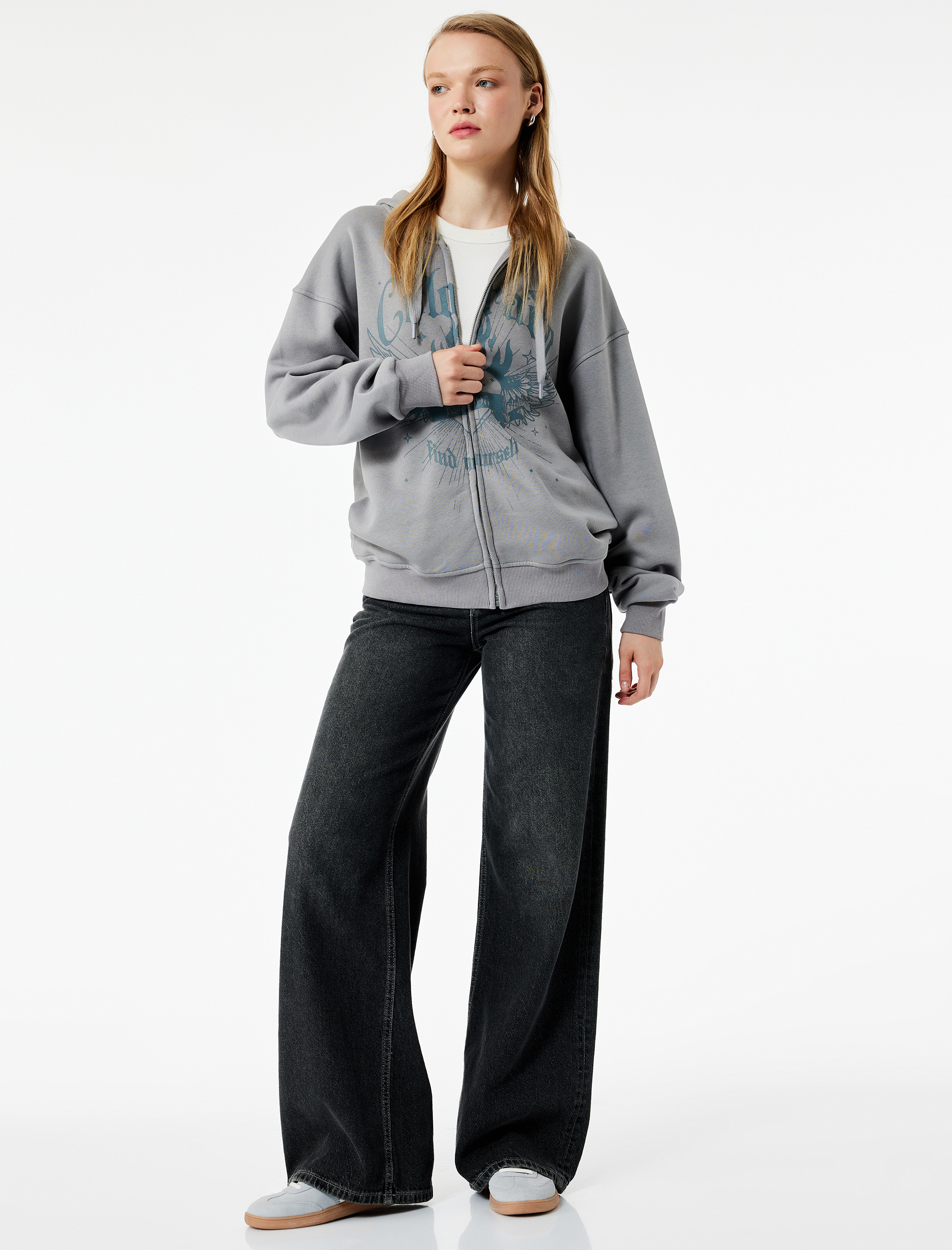   Uzun Kollu Kapüşonlu Şardonlu Fermuarlı Baskılı Oversize Sweatshirt