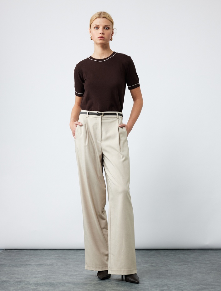  Kısa Kollu Bisiklet Yaka Triko Kazak