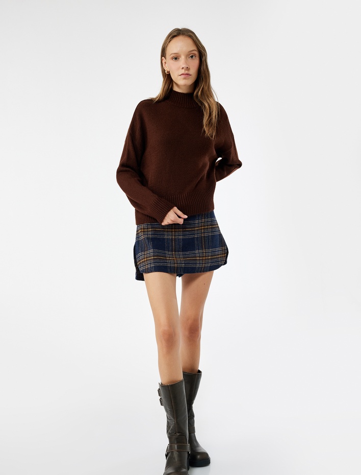  Dik Yaka Uzun Kollu Basic Triko Kazak