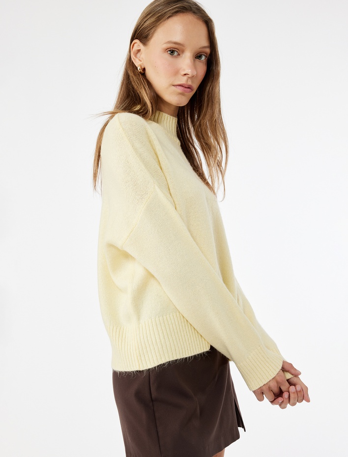  Dik Yaka Uzun Kollu Basic Triko Kazak