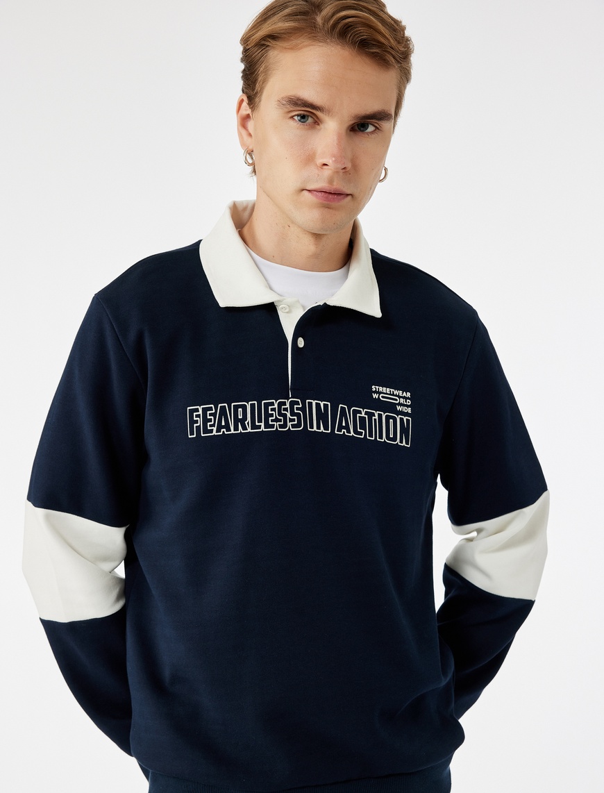   Uzun Kollu Renk Kontrastlı Baskılı Düğmeli Polo Yaka Sweatshirt