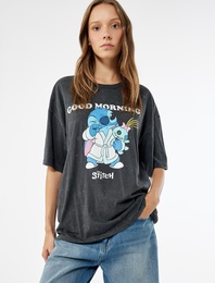 Stitch Lisanslı Kısa Kollu Bisiklet Yaka Baskılı Oversize Tişört