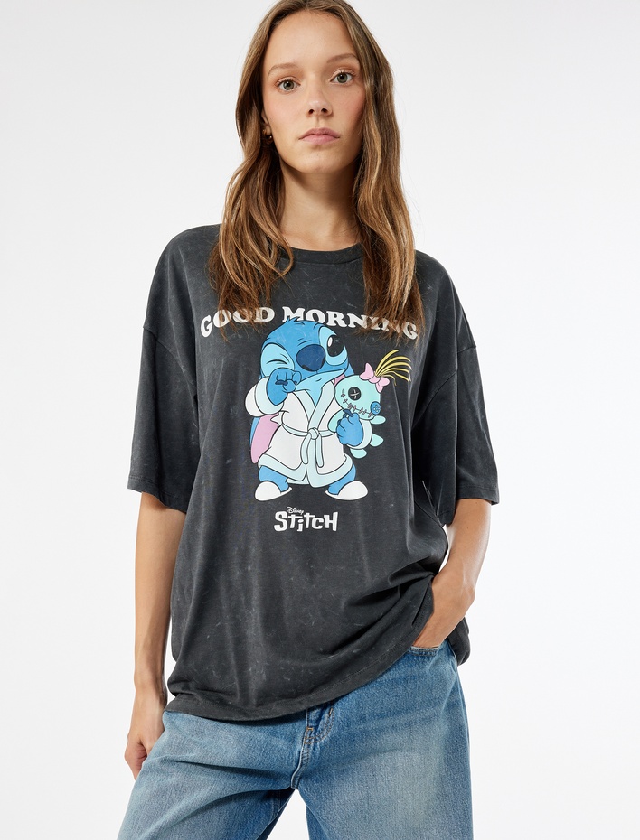 Stitch Lisanslı Kısa Kollu Bisiklet Yaka Baskılı Oversize Tişört