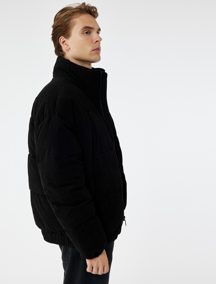  Dik Yaka Uzun Kollu Cep Detaylı Fitilli Fermuarlı Şişme Mont