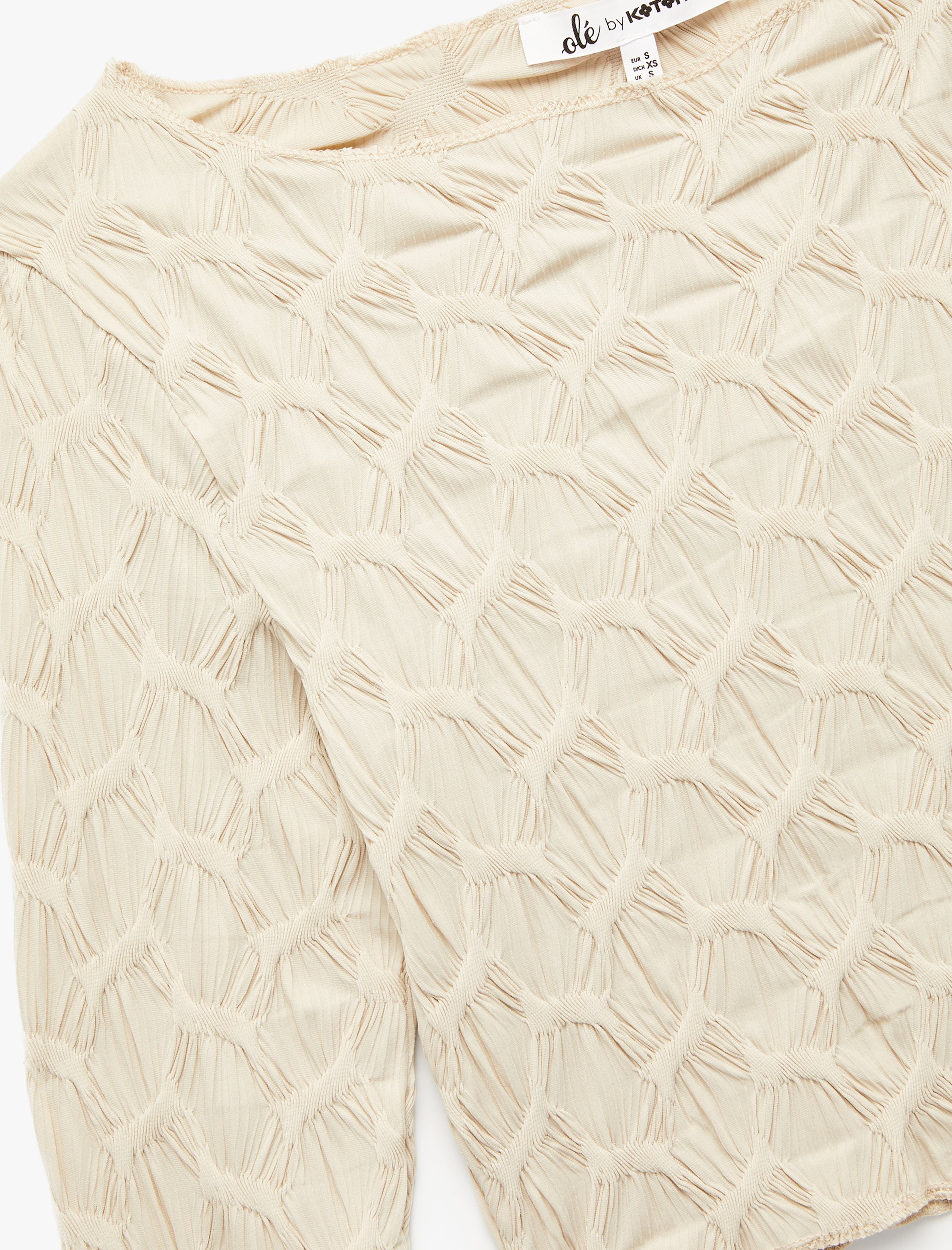   Uzun Kollu Dokulu Kayık Yaka Slim Fit Crop Tişört