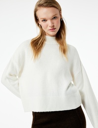 Dik Yaka Uzun Kollu Basic Triko Kazak