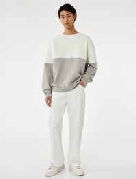 Oversize Uzun Kollu Renk Bloklu Baskı Detaylı Şardonlu Bisiklet Yaka Sweatshirt