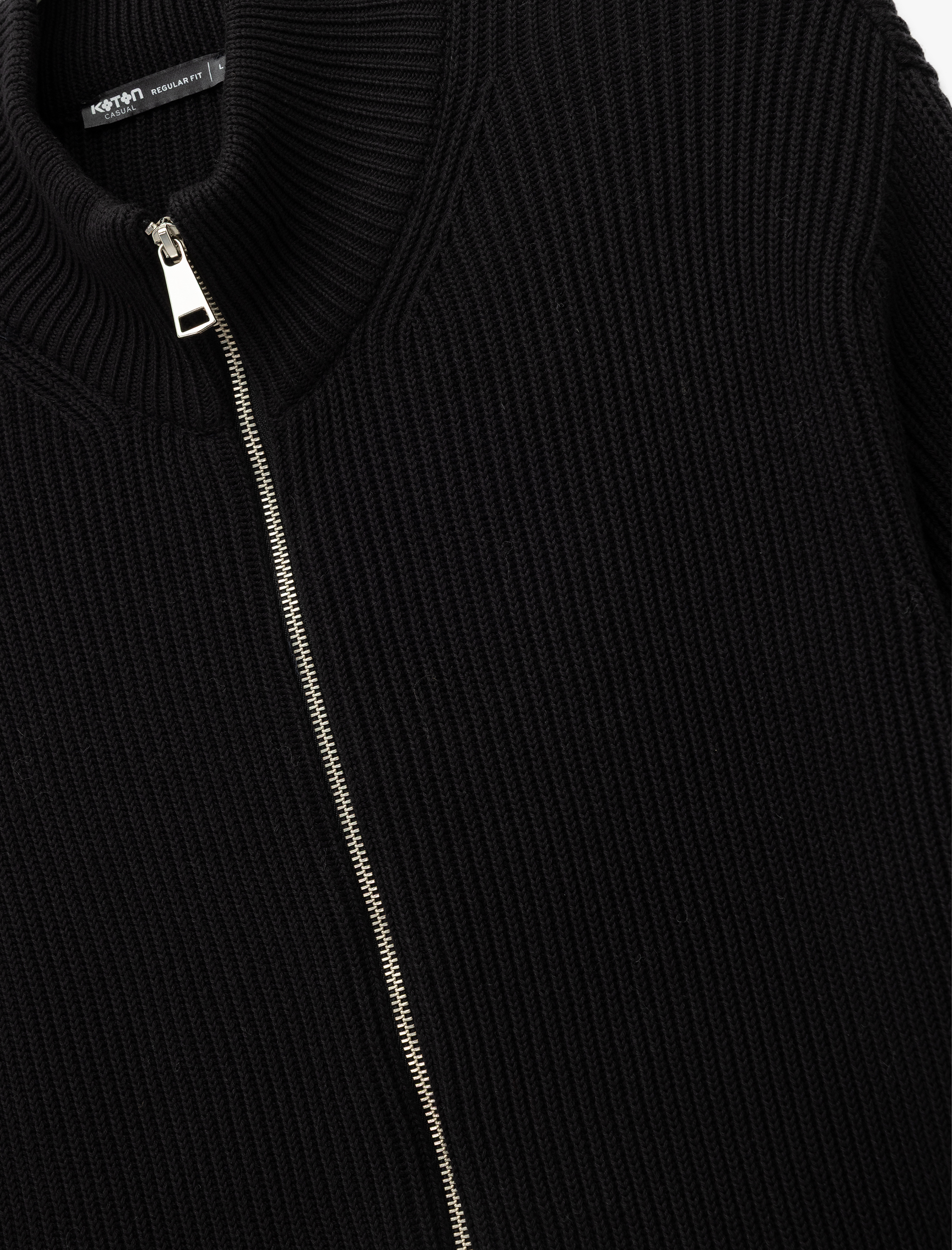   Uzun Kollu Pamuklu Tam Fermuarlı Triko Hırka