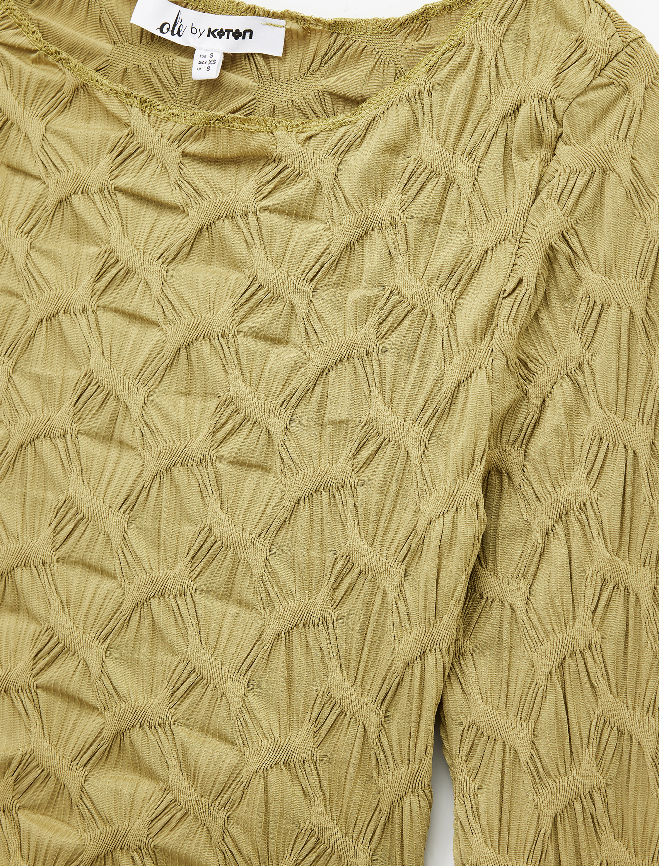   Uzun Kollu Dokulu Kayık Yaka Slim Fit Crop Tişört