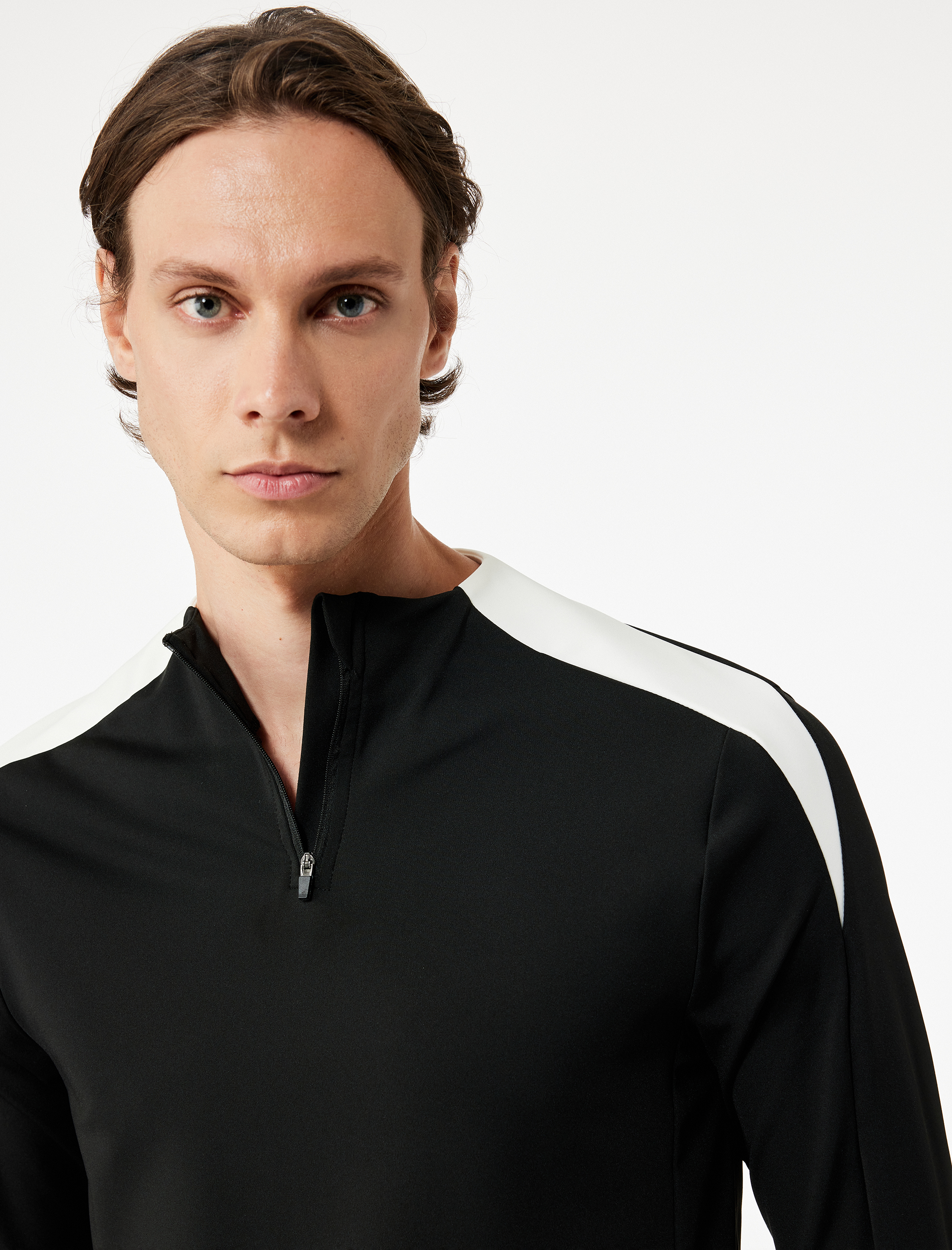   Uzun Kollu Renk Kontrastlı Fermuar Detaylı Bisiklet Yaka Spor Tişört