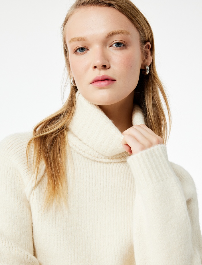  Balıkçı Yaka Uzun Kollu Triko Kazak