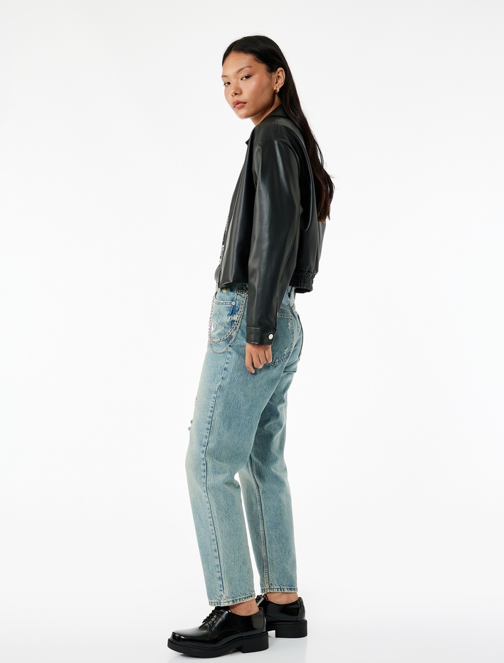  Yüksek Bel Rahat Kalıp Yıpratılmış Zincir Detaylı Mom Jean Pantolon - Mom Slim Jean