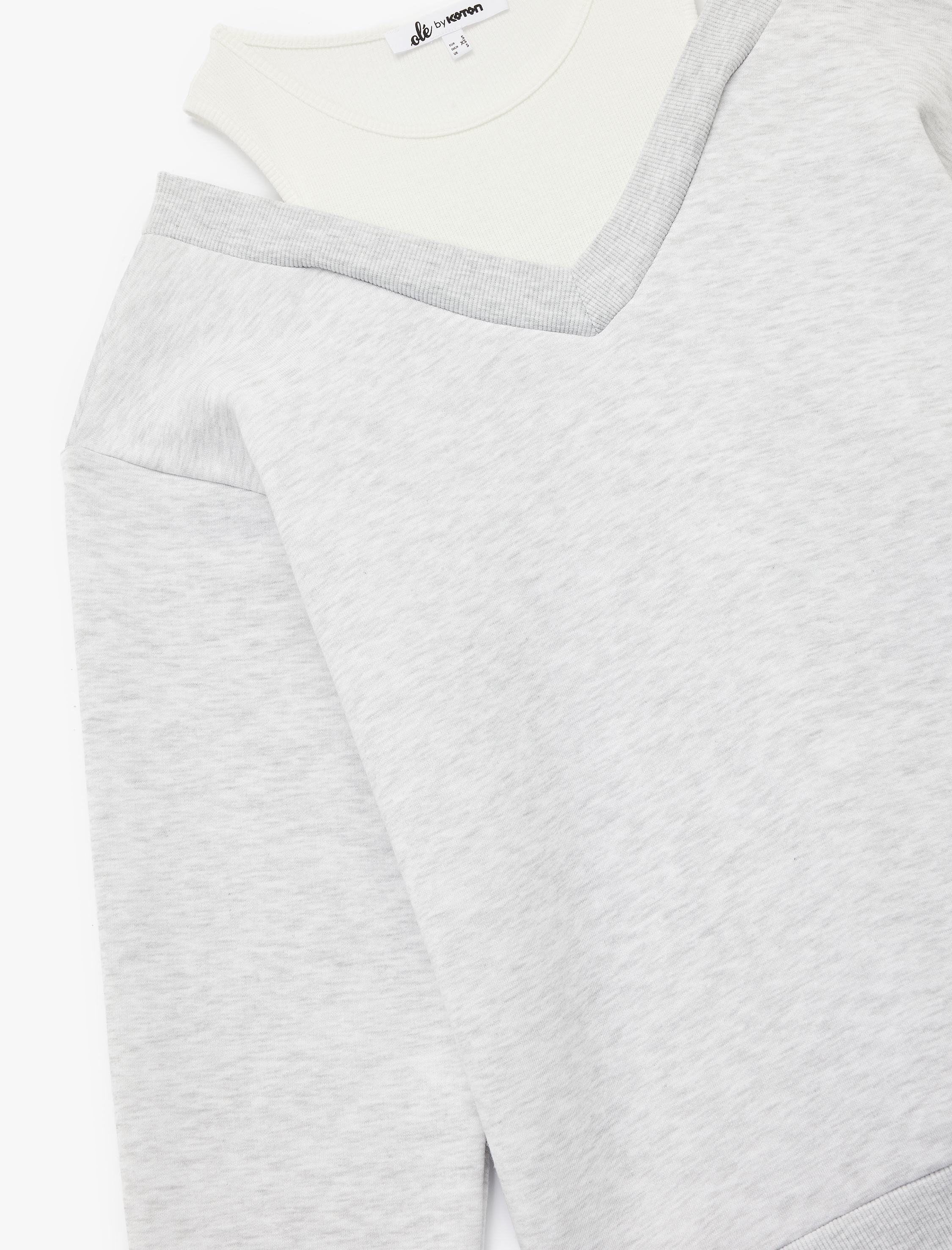   Rahat Kesim Çift Yaka Şardonlu Uzun Kollu Sweatshirt