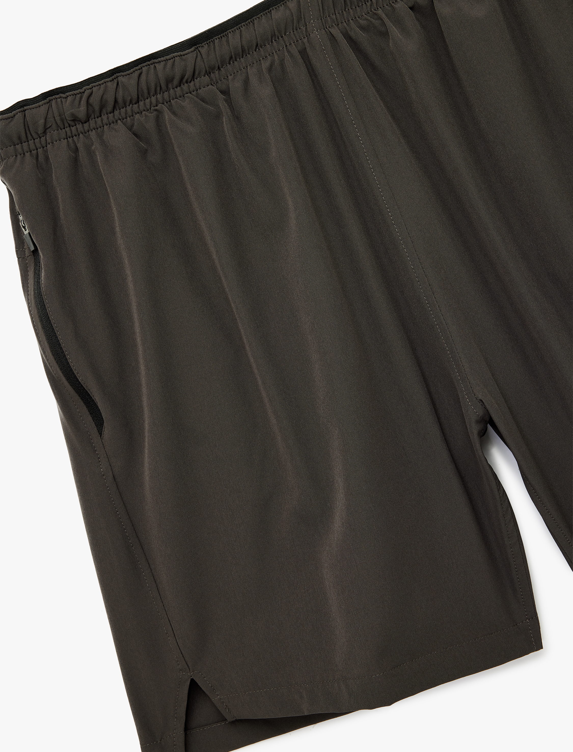   Fermuarlı Cepli Paraşüt Kumaş Yırtmaç Detaylı Oversize Beli Lastikli Spor Şort