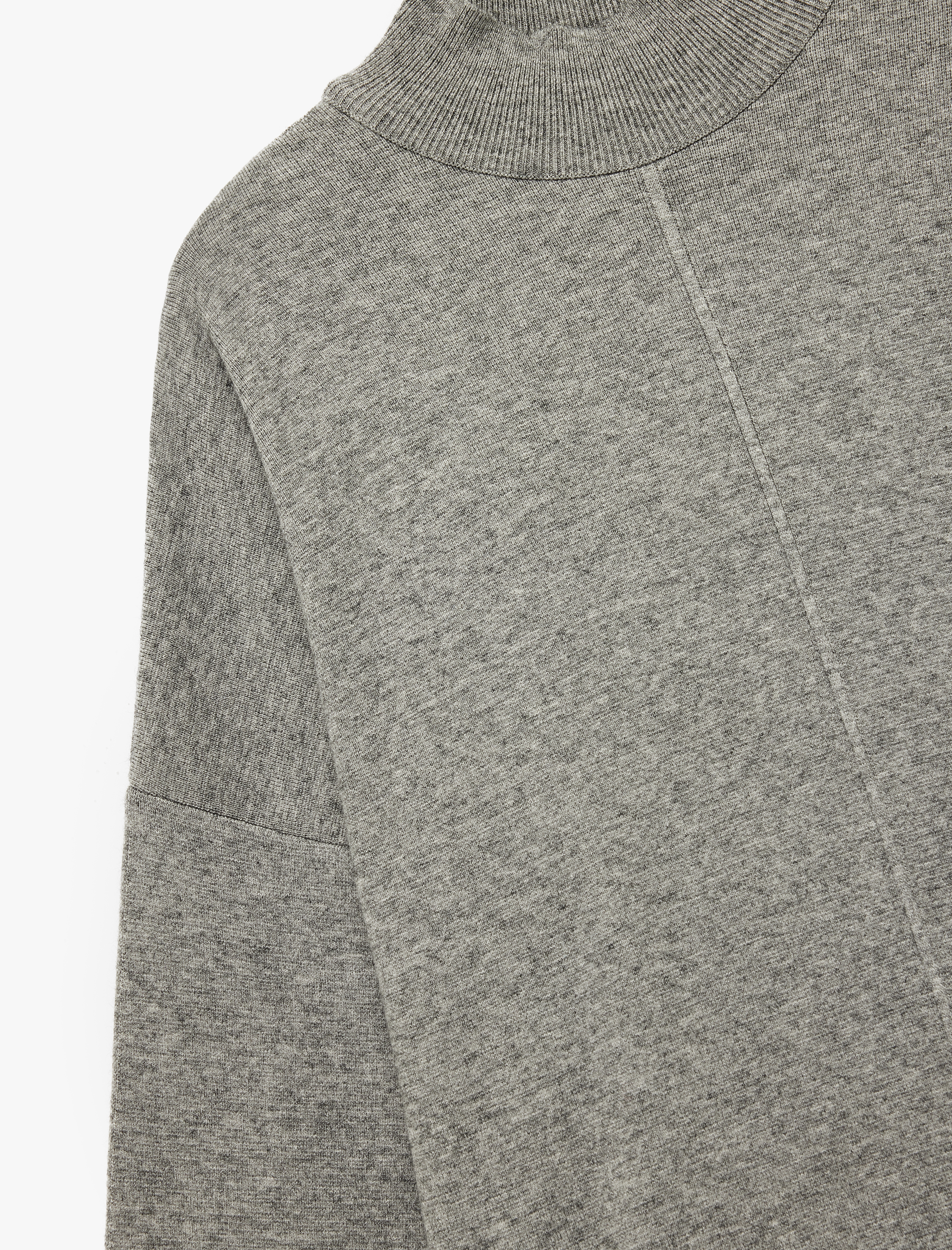   Dik Yaka Uzun Kollu Triko Kazak