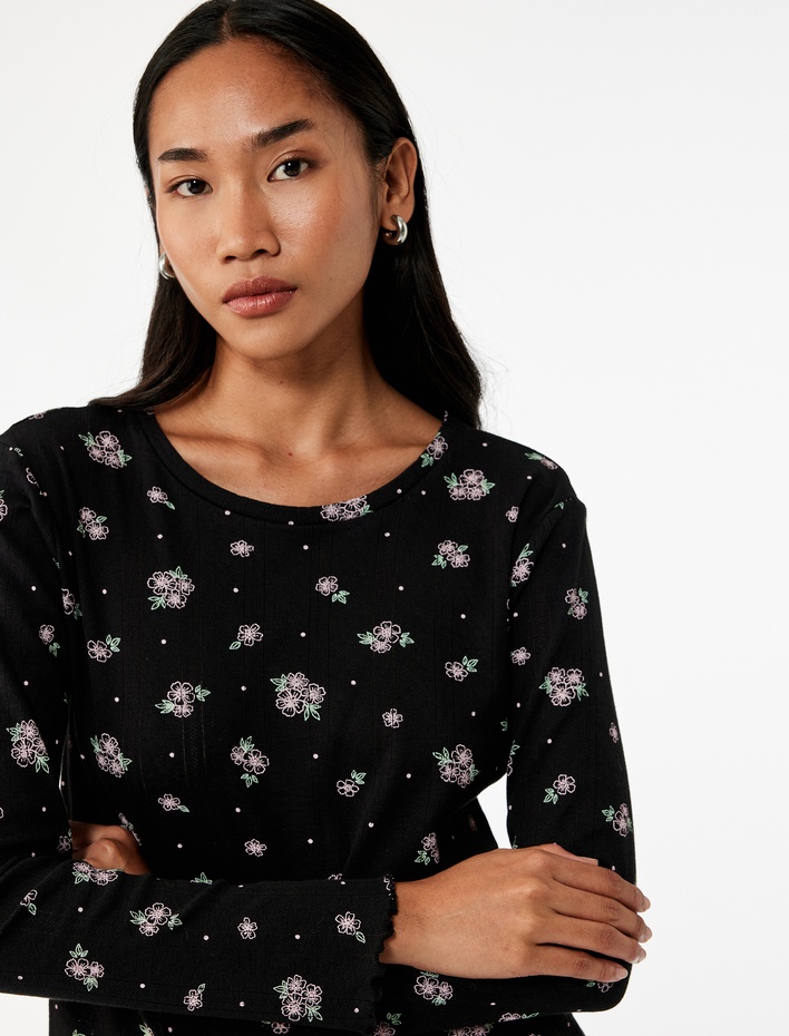  Pamuklu Uzun Kollu Yuvarlak Yaka Çiçekli Pijama Üstü