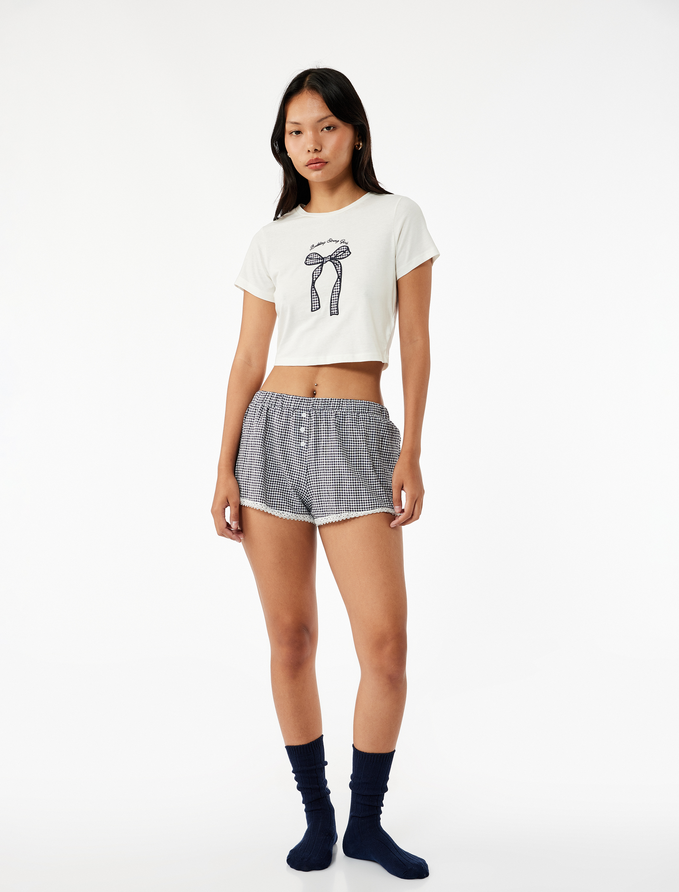   Pamuklu Kısa Kollu Bisiklet Yaka Fiyonk İşleme Detaylı Pijama Üstü