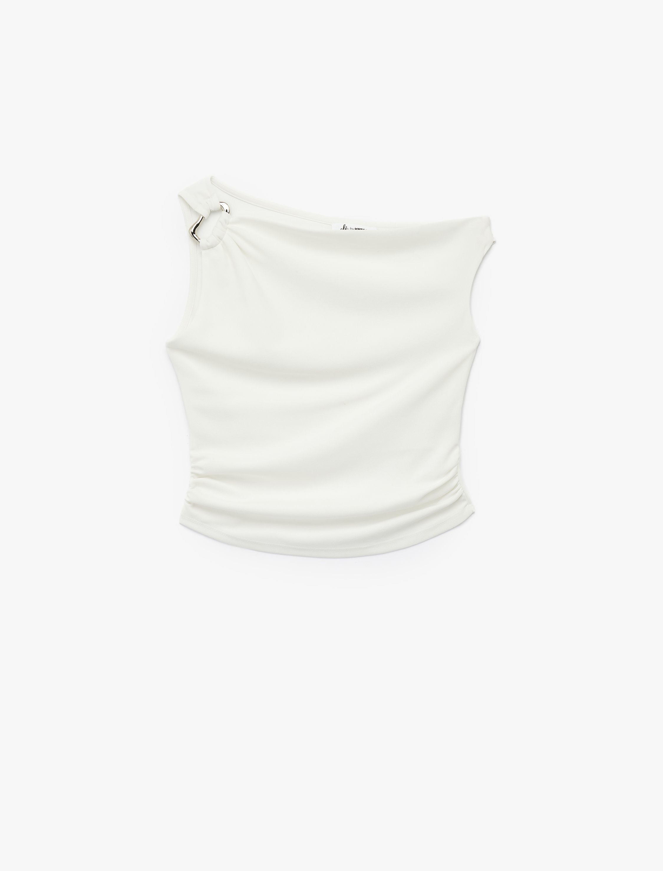   Slim Fit Metal Aksesuarlı Drapeli Asimetrik Yaka Kolsuz Bluz