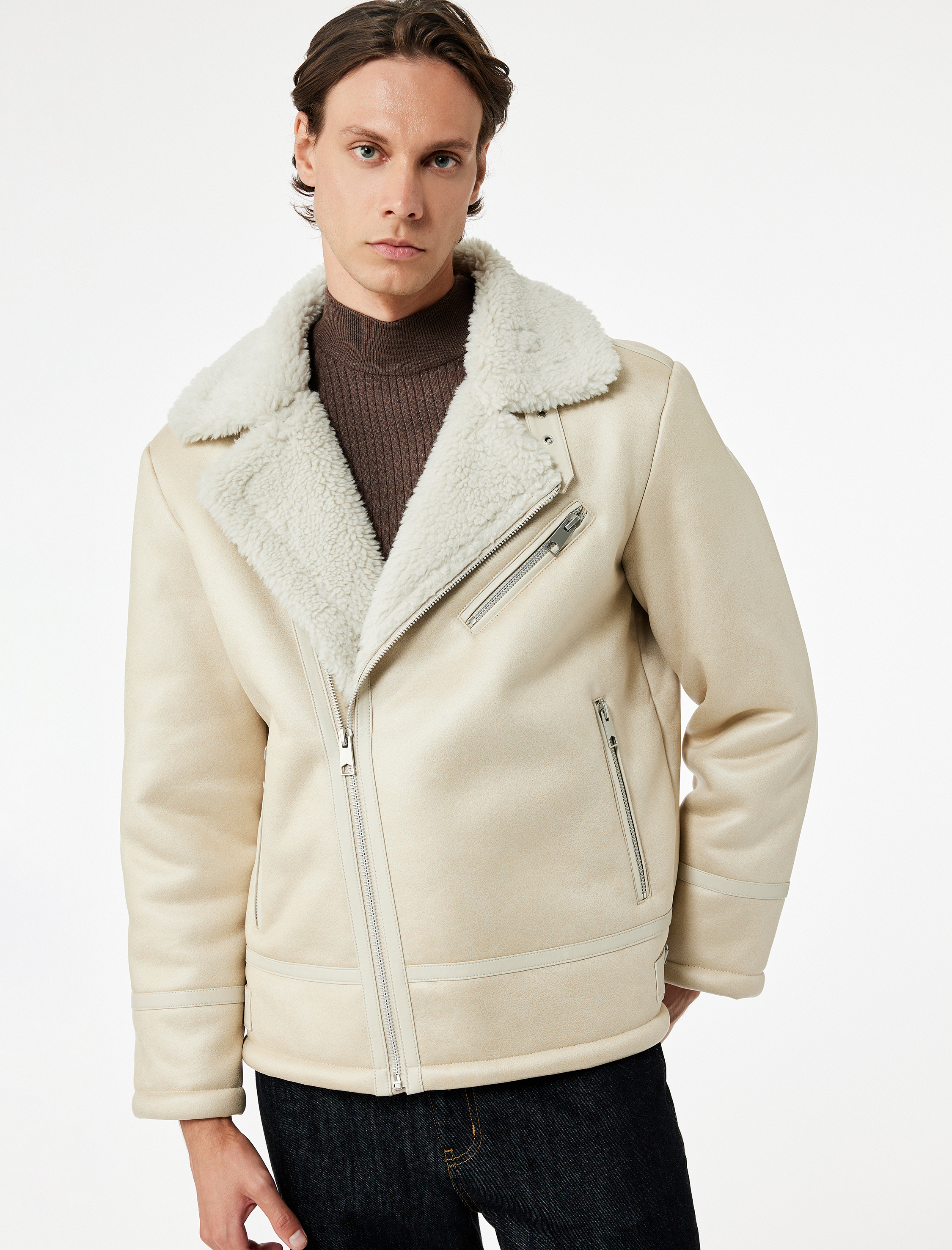   Fermuarlı Cep Detaylı Slim Fit Peluş Yaka Kışlık Suni Deri Ceket