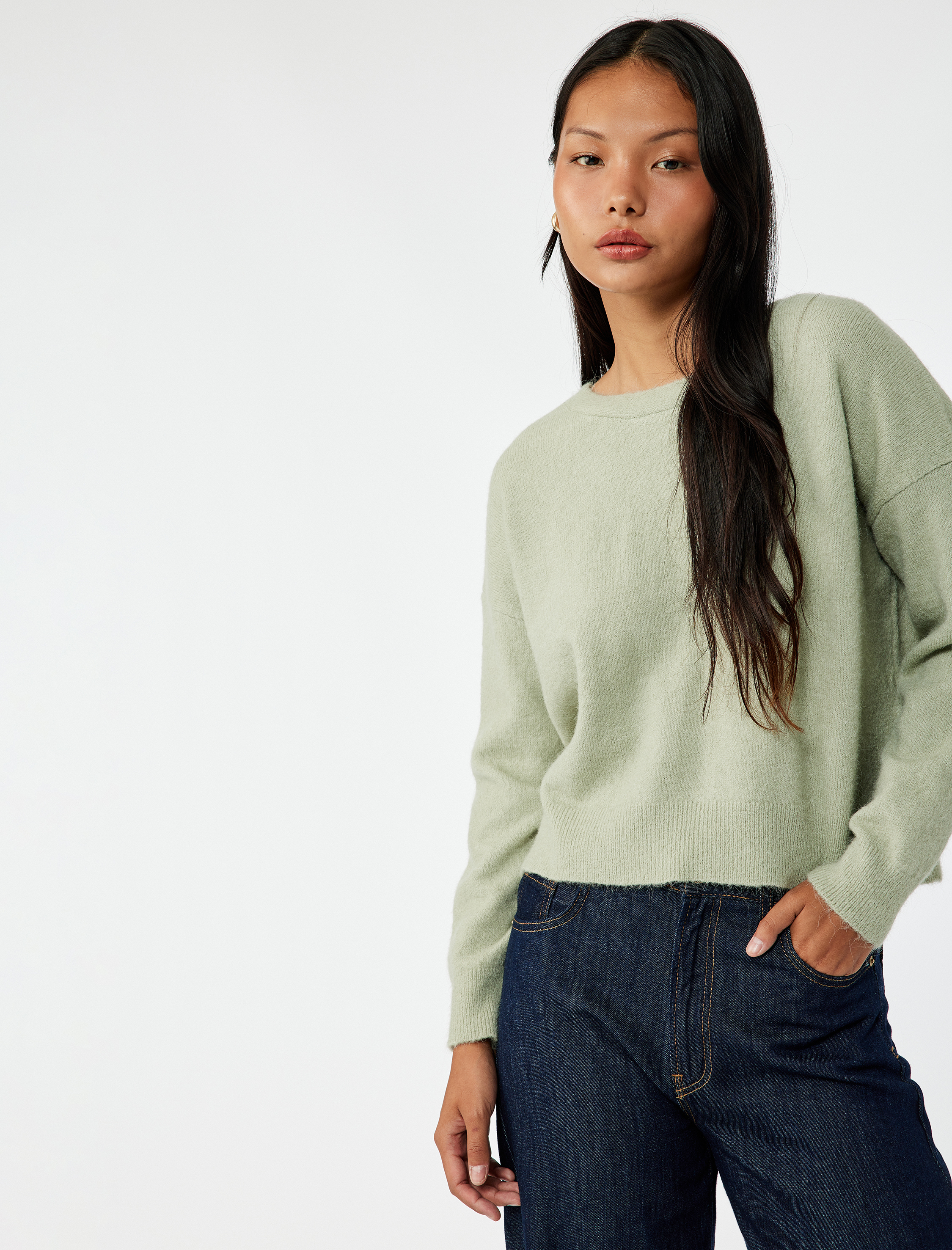   Uzun Kollu Bisiklet Yaka Arkası Fiyonk Detaylı Triko Kazak