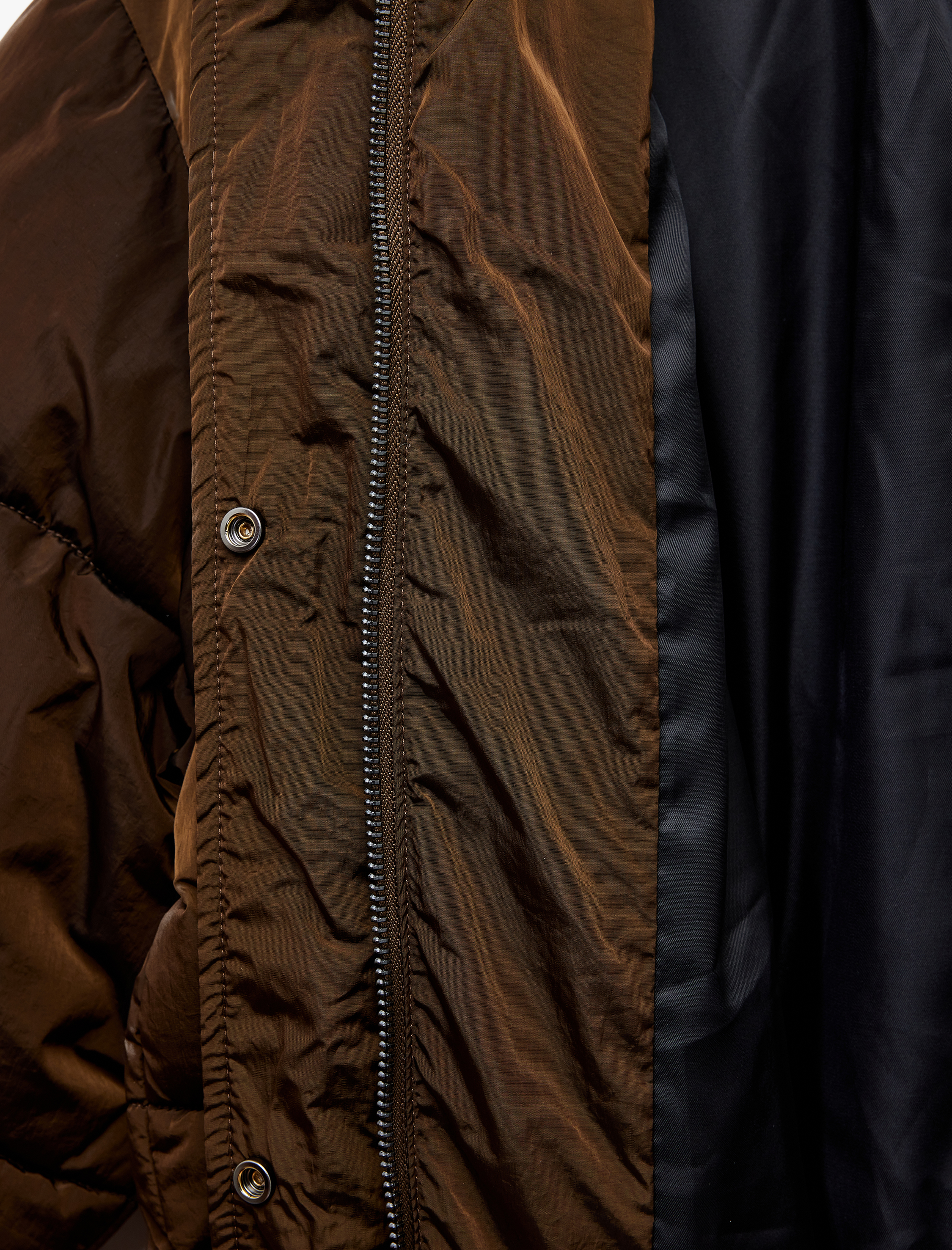   Fermuarlı Cep Detaylı Uzun Kollu Klasik Yaka Anorak Şişme Mont