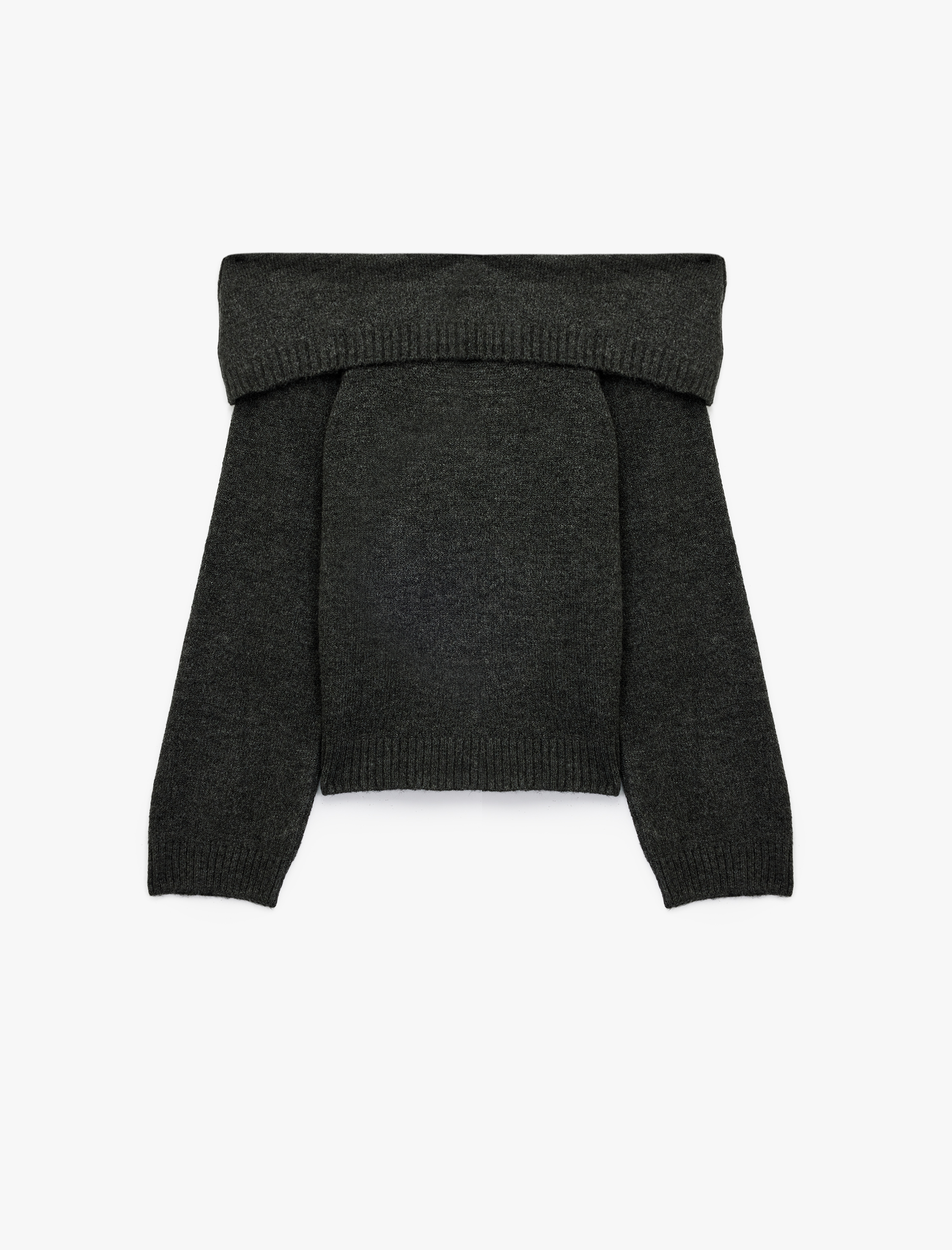   Uzun Kollu Omzu Açık Triko Kazak