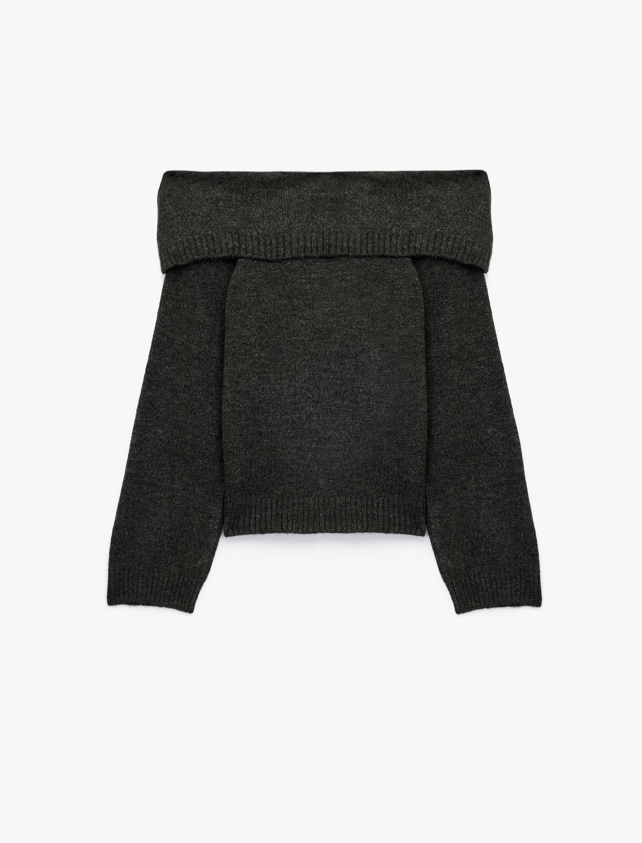   Uzun Kollu Omzu Açık Triko Kazak