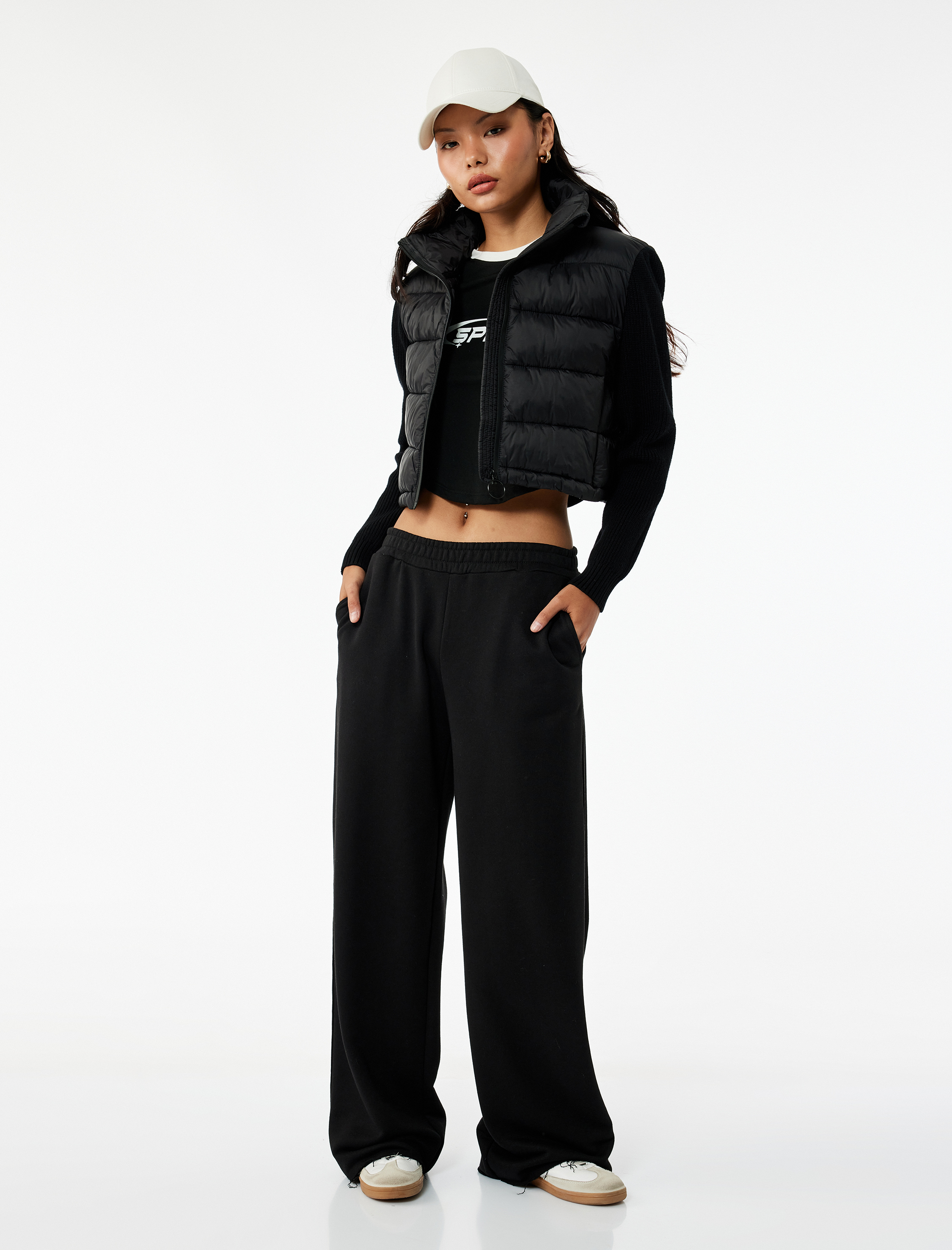   Dik Yaka Fermuarlı Uzun Kollu Cepli Slim Fit Şişme Mont