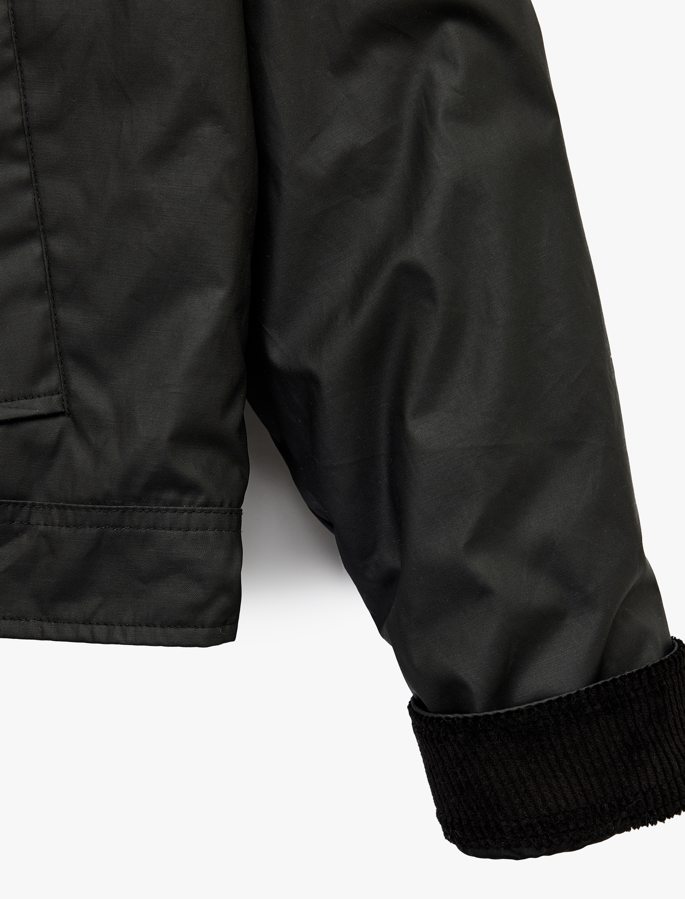   Uzun Kollu Yaka Detaylı Fermuarlı Cepli Mevsimlik Ceket