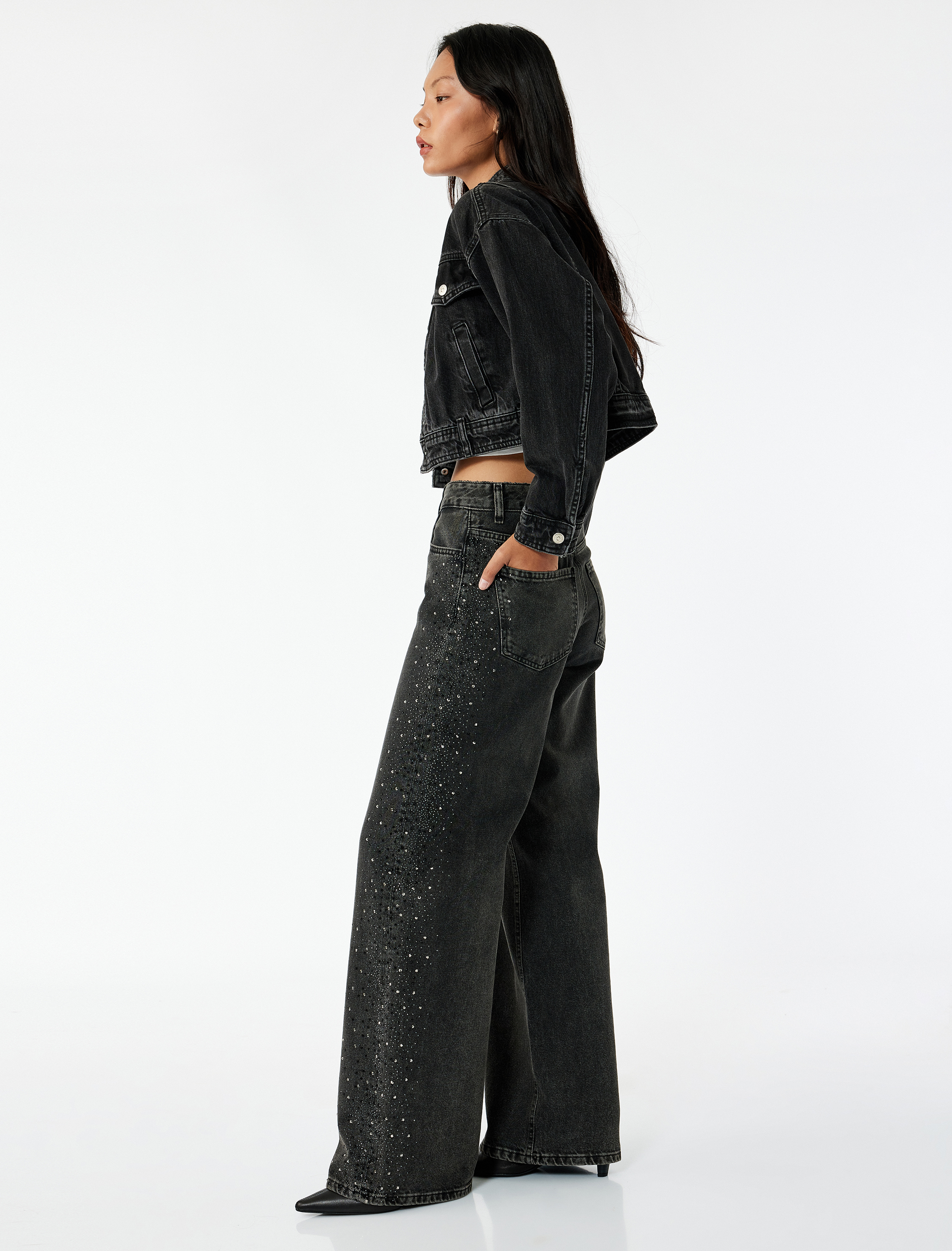   Pamuklu Düğmeli Geniş Paça Taş Detaylı Jean Pantolon -  Wide Leg Jeans